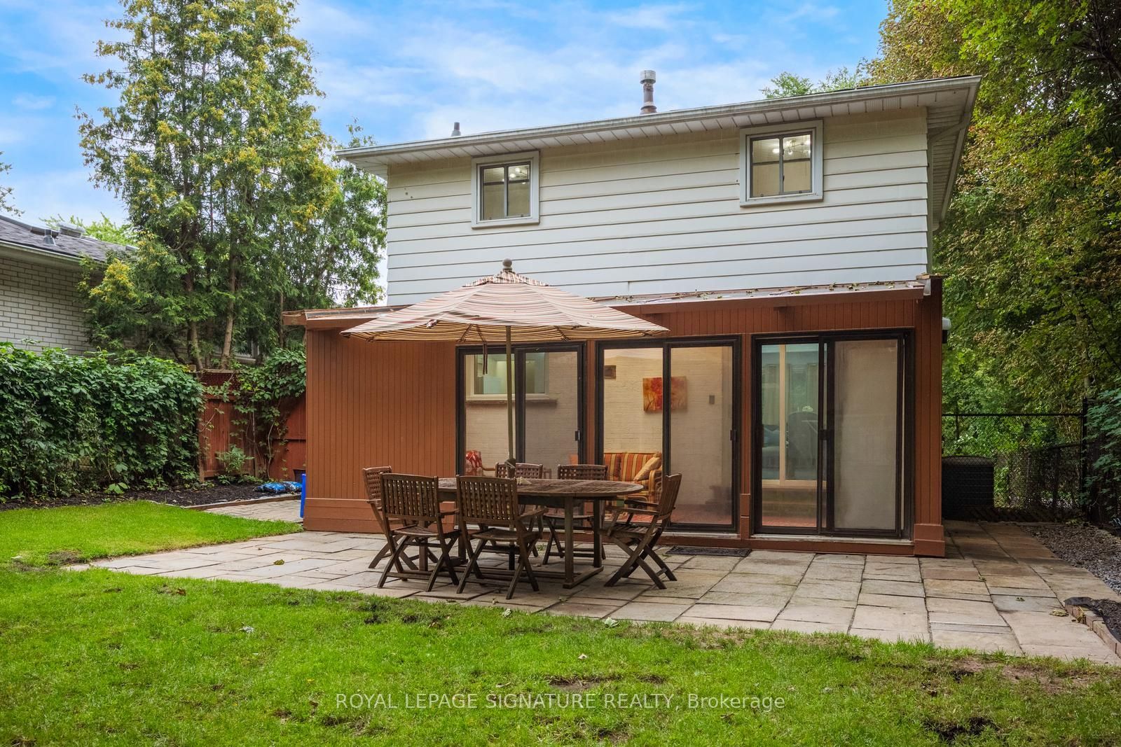 77 Mccraney Street W Property Photo 39