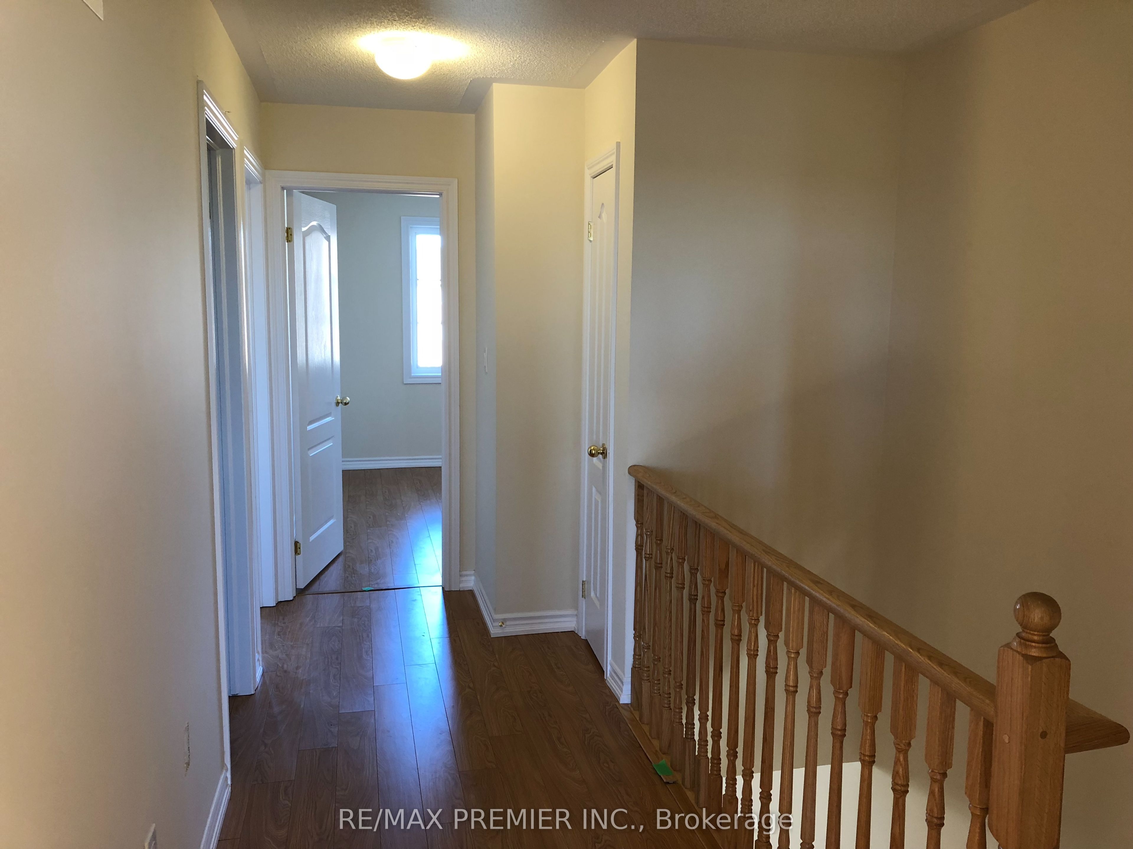 32 Shiff Crescent Property Photo 18