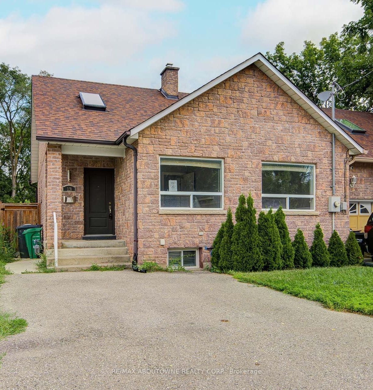 13 Broadview Avenue Property Photo 1