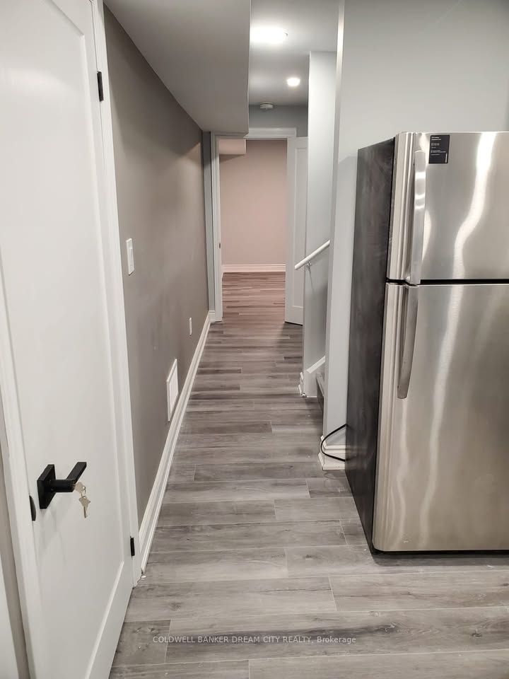 1309 Restivo Lane Lower Unit Property Photo 8