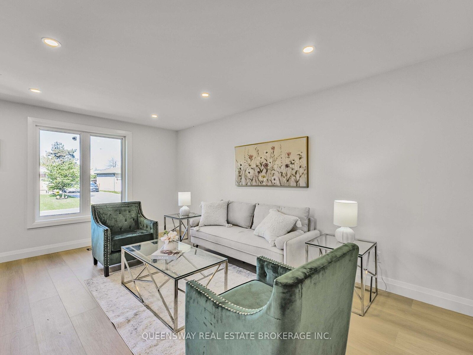 1128 Pinegrove Road Property Photo 7