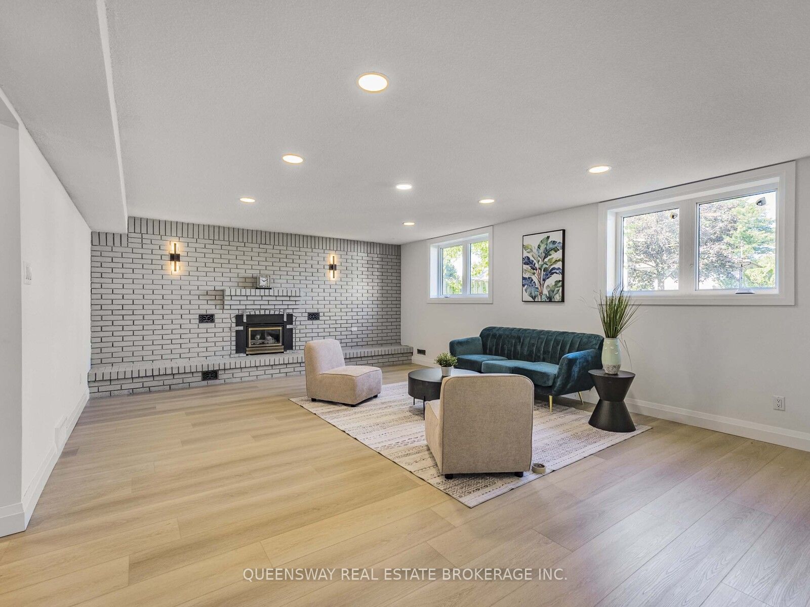 1128 Pinegrove Road Property Photo 10