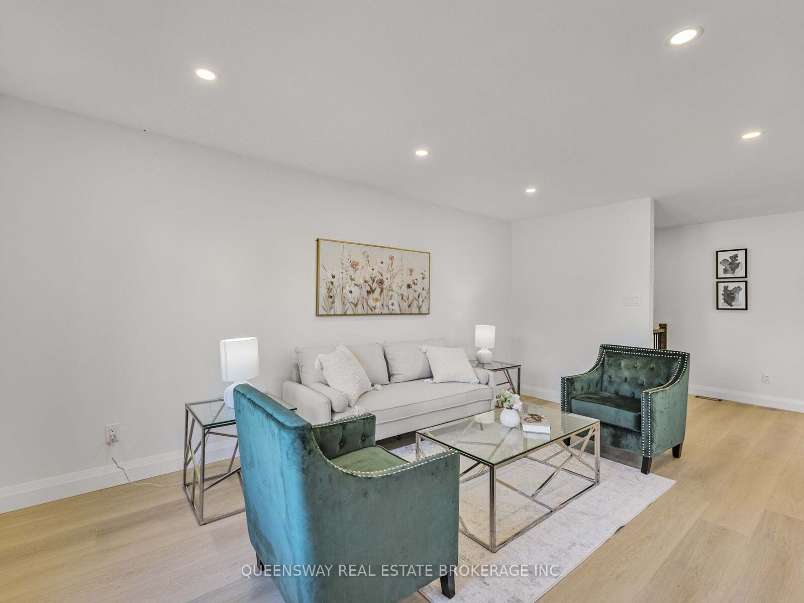 1128 Pinegrove Road Property Photo 15