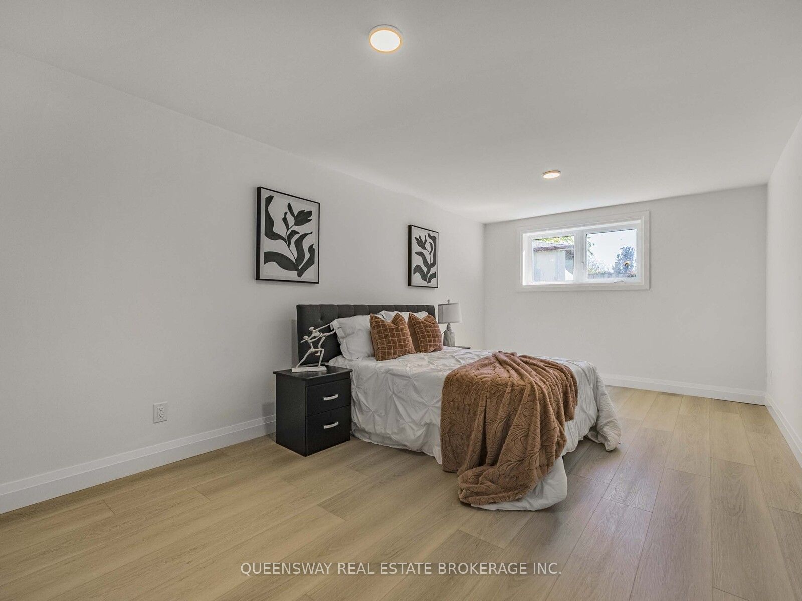 1128 Pinegrove Road Property Photo 29