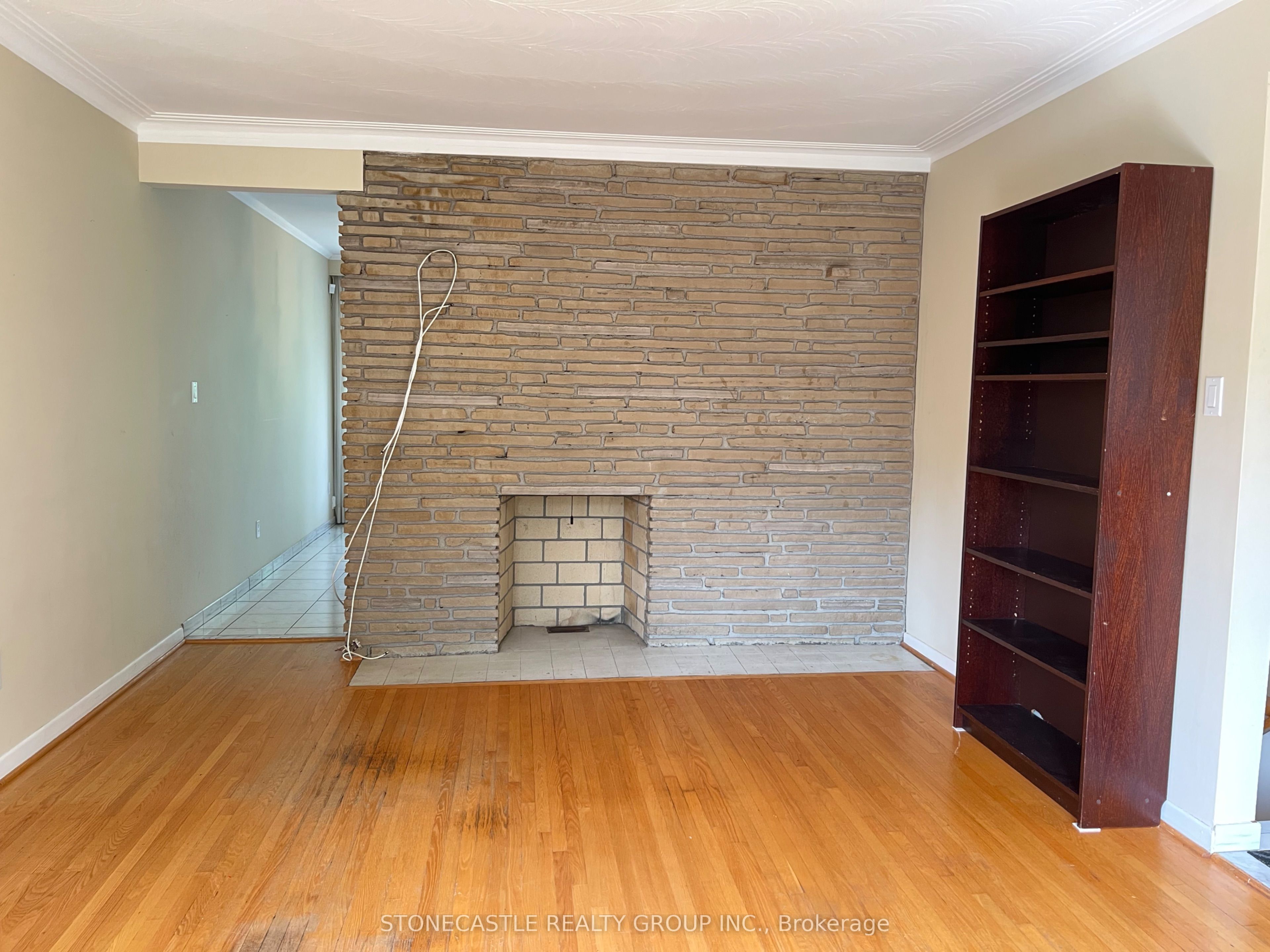 8 Hartsdale Drive Property Photo 5