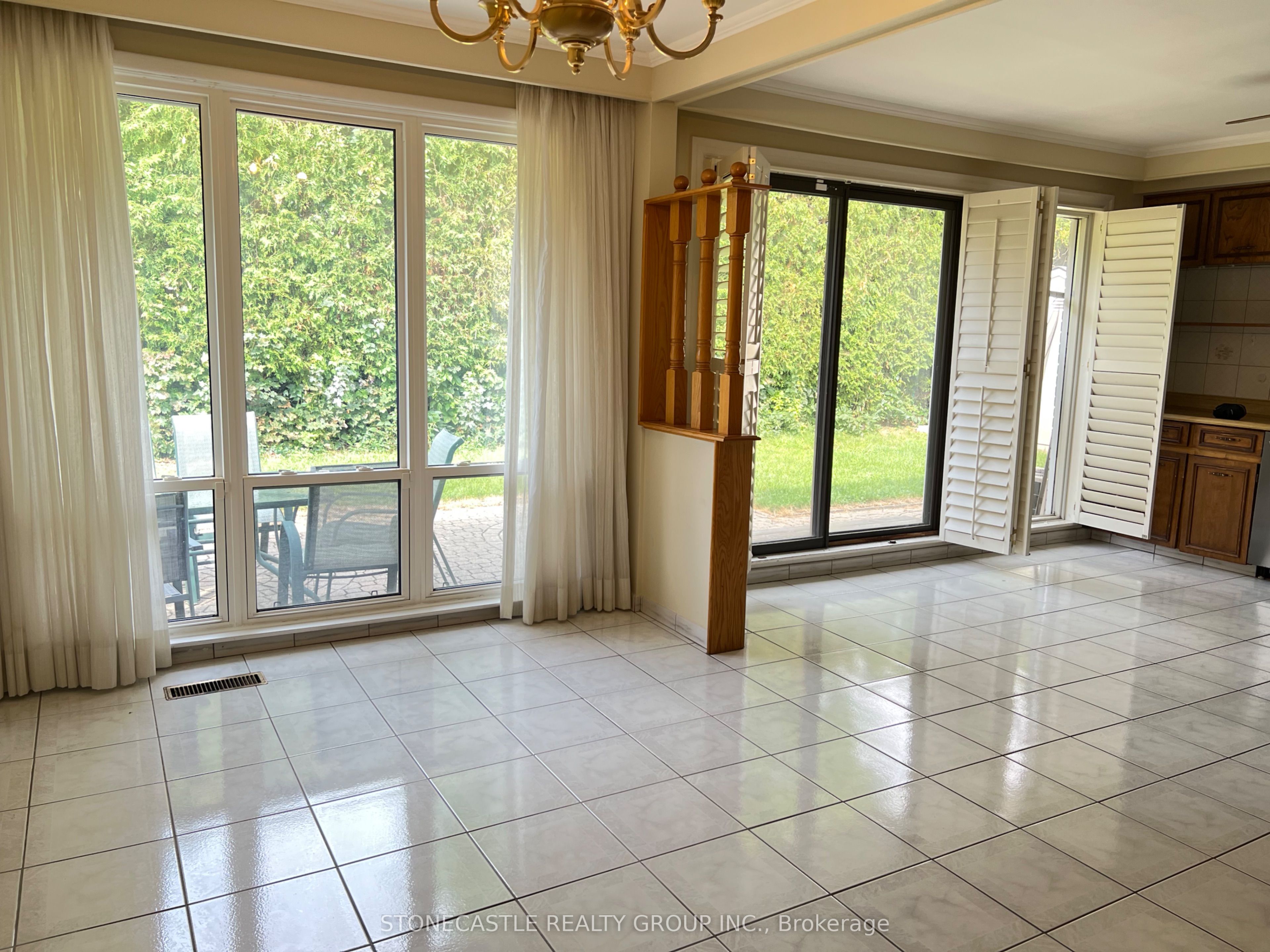 8 Hartsdale Drive Property Photo 6