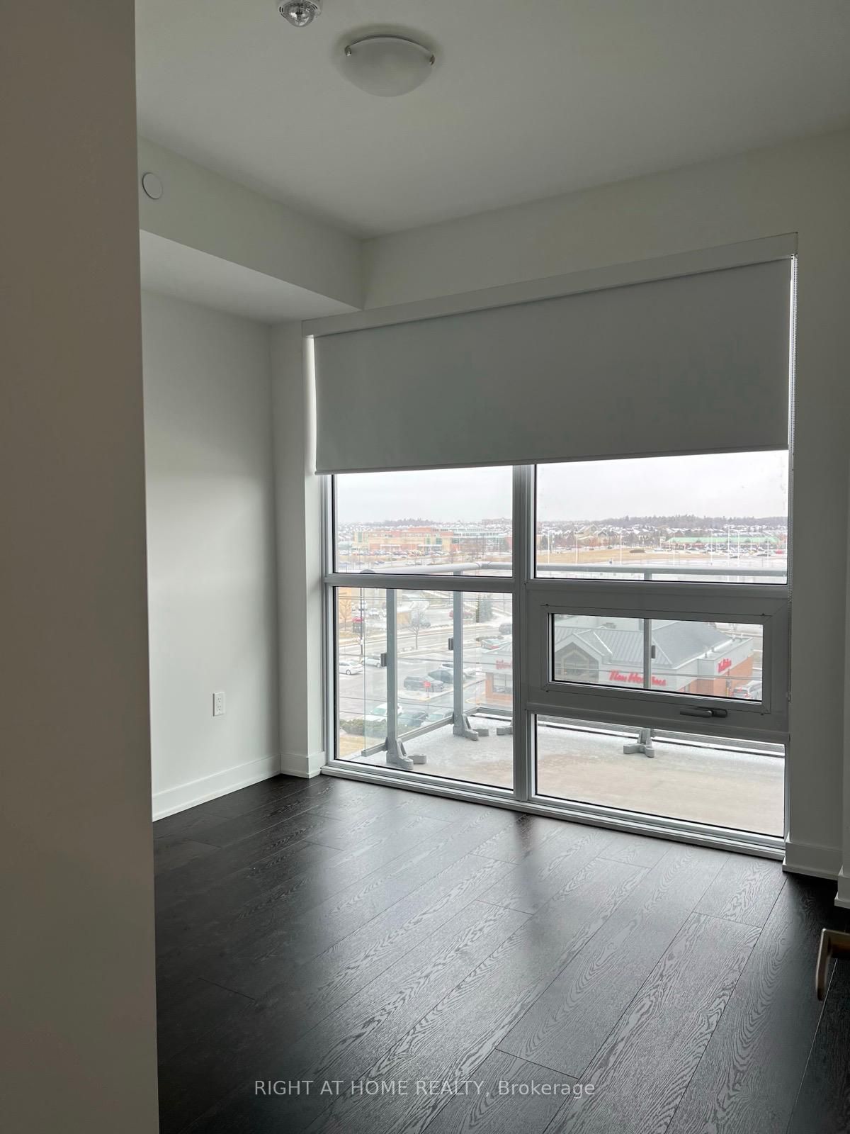 W13674274 Property Photo 11