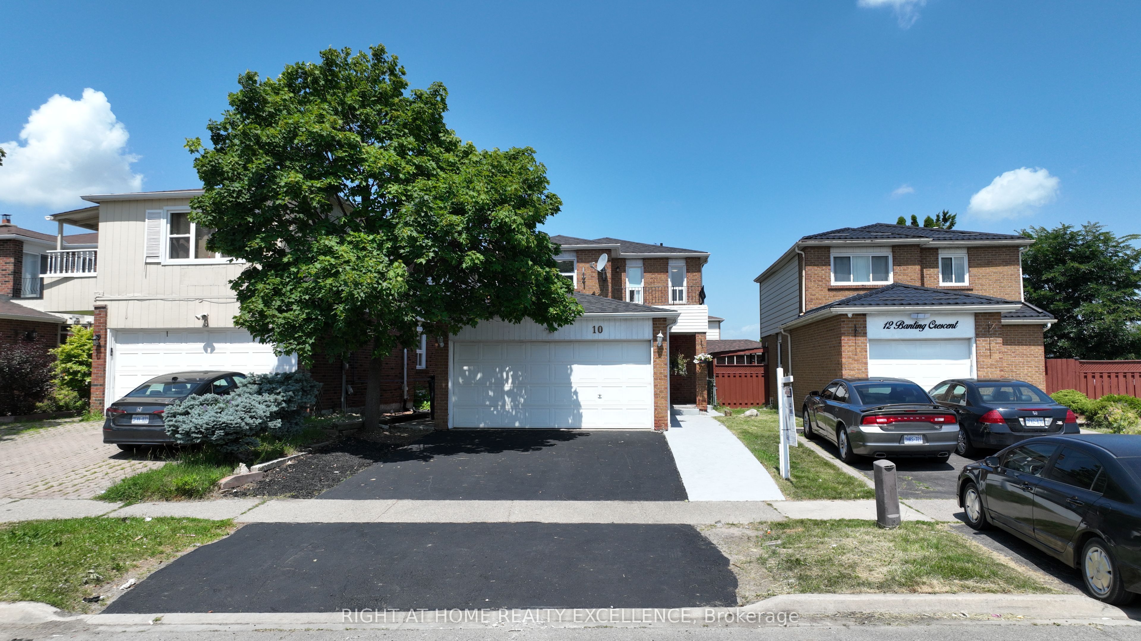 10 Banting Crescent Upper Property Photo 2