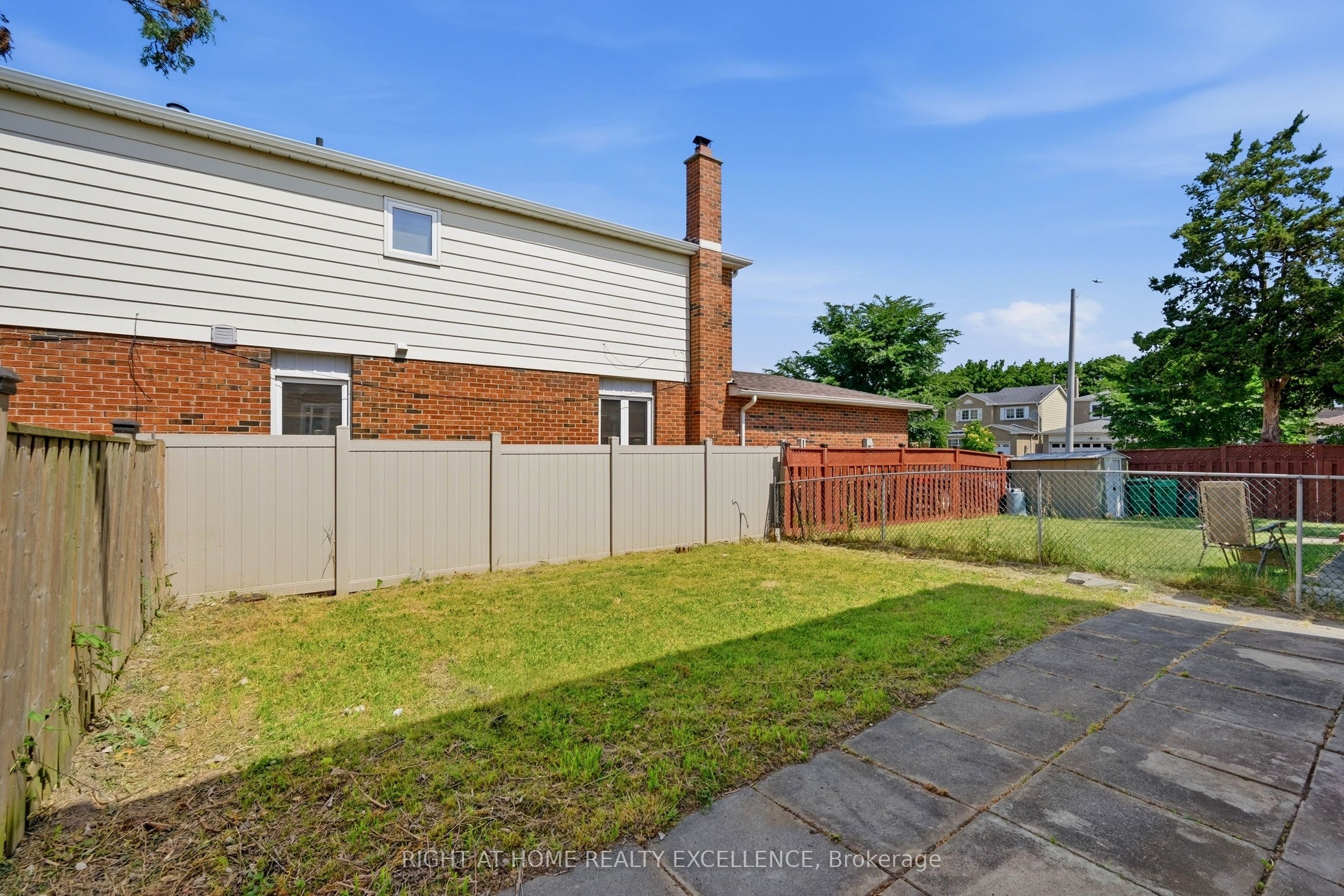 10 Banting Crescent Upper Property Photo 38