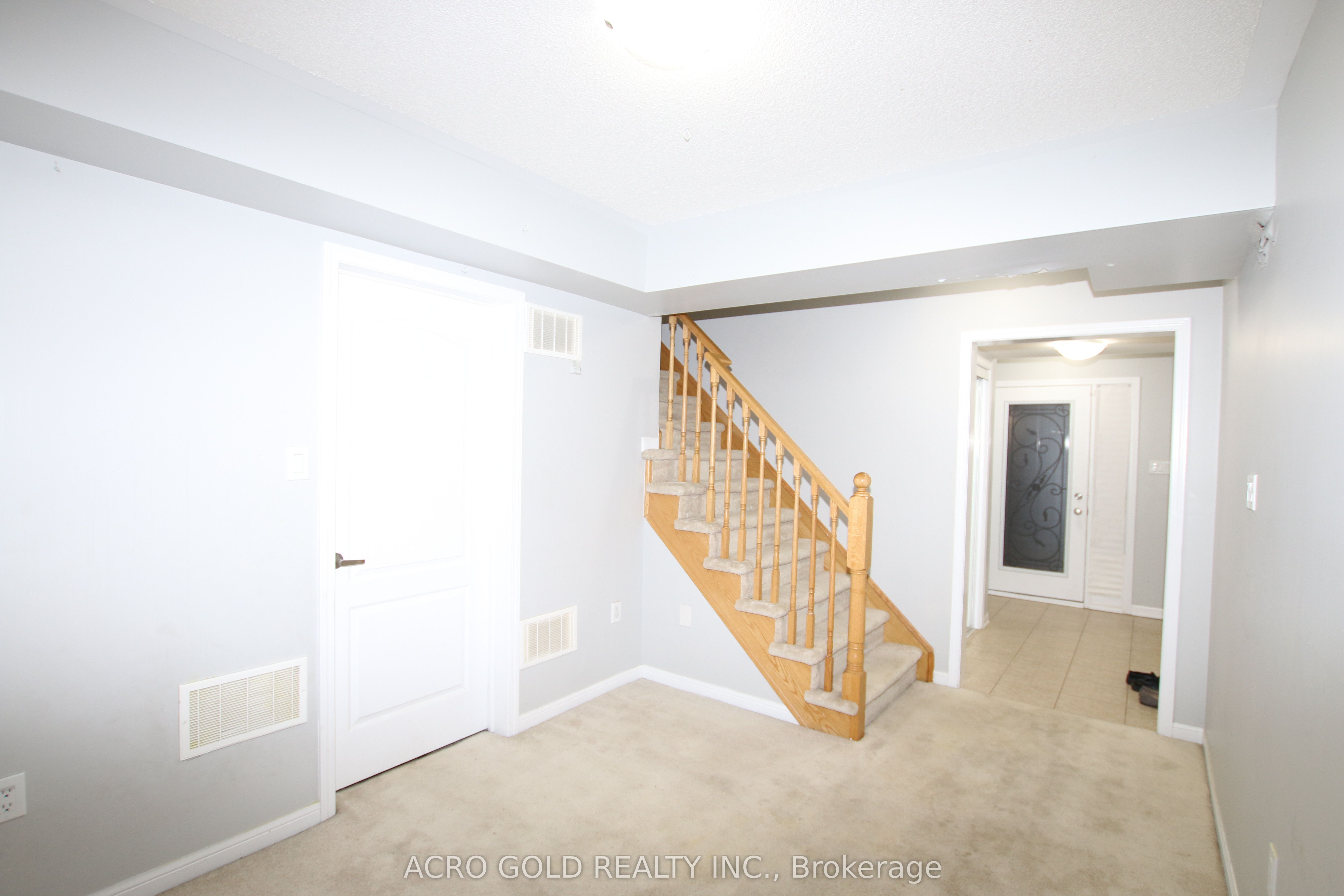 32 Mercedes Road Property Photo 4