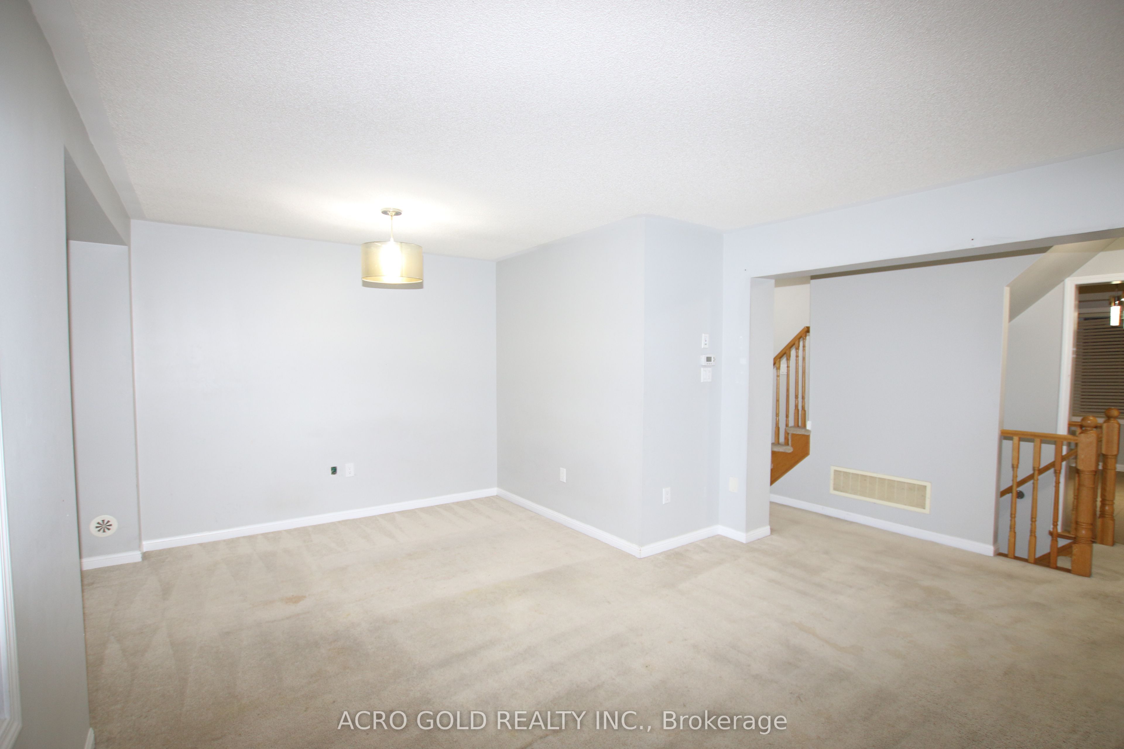 32 Mercedes Road Property Photo 13