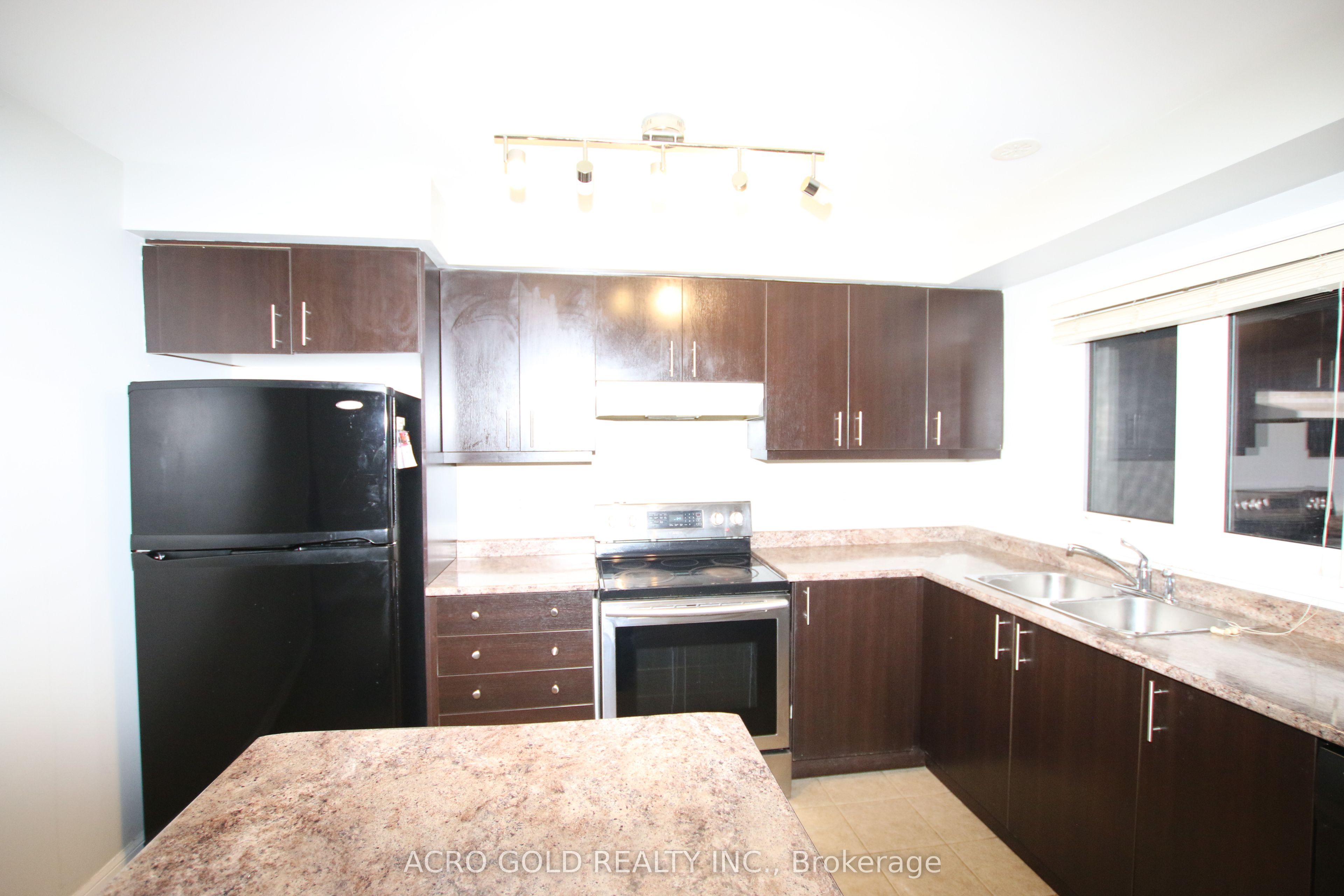 32 Mercedes Road Property Photo 27