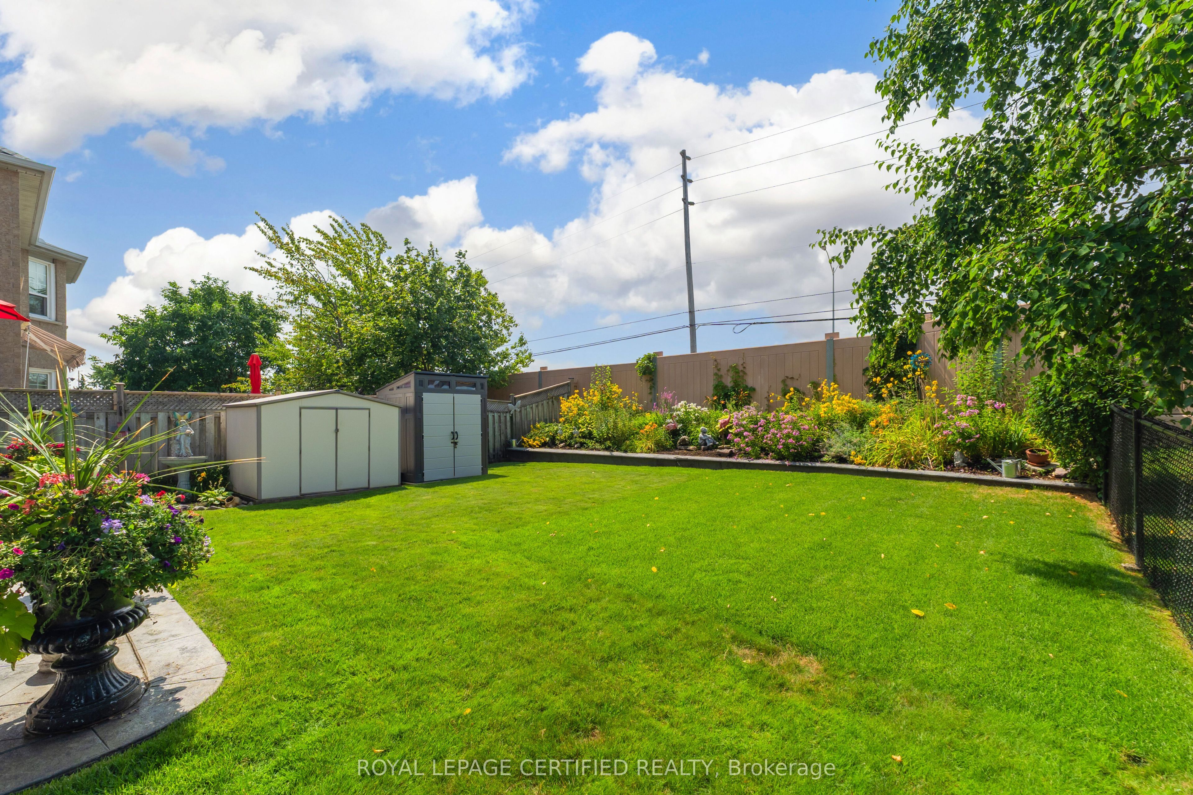 84 Softneedle Avenue Property Photo 30