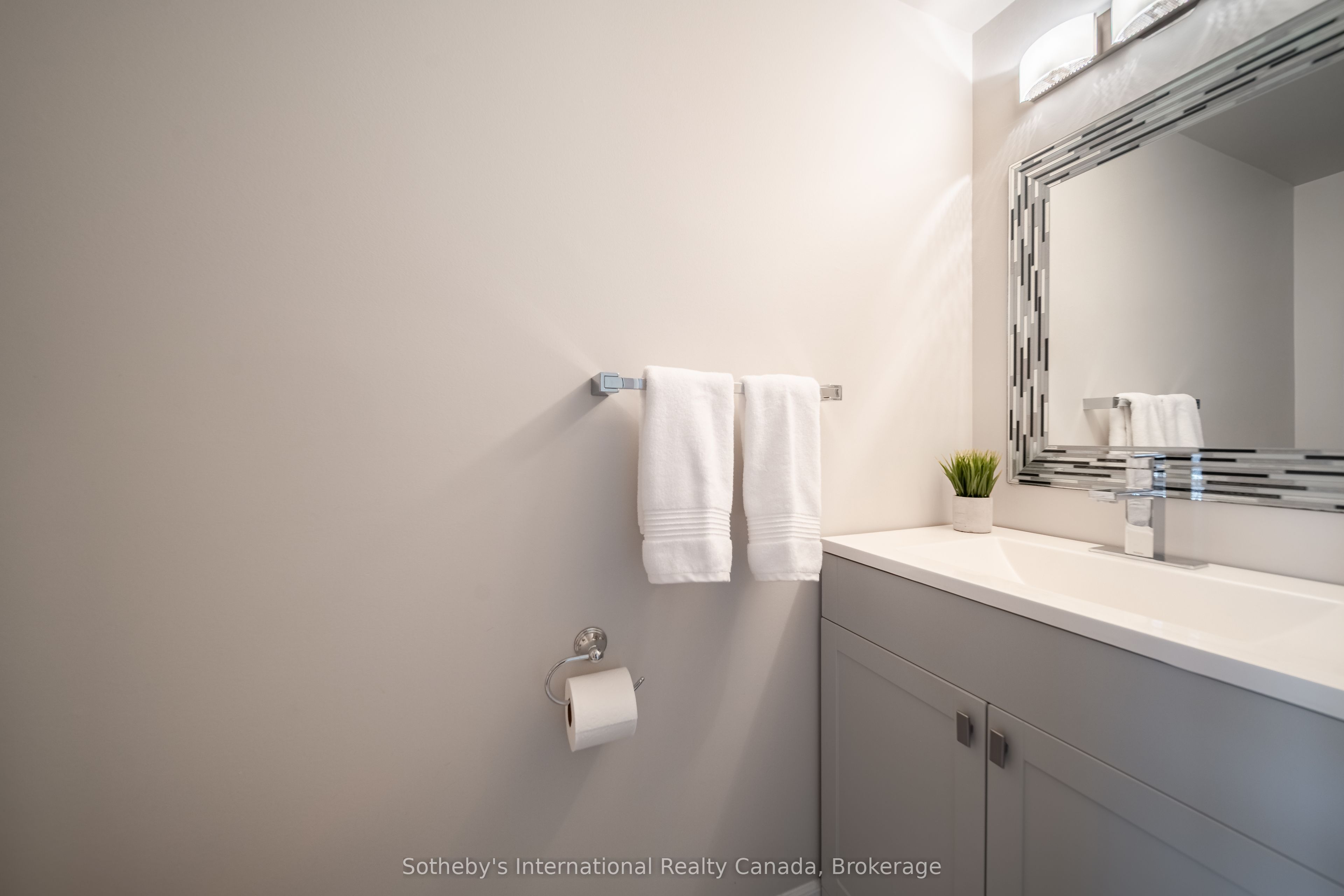 339 Ravineview Way Property Photo 19