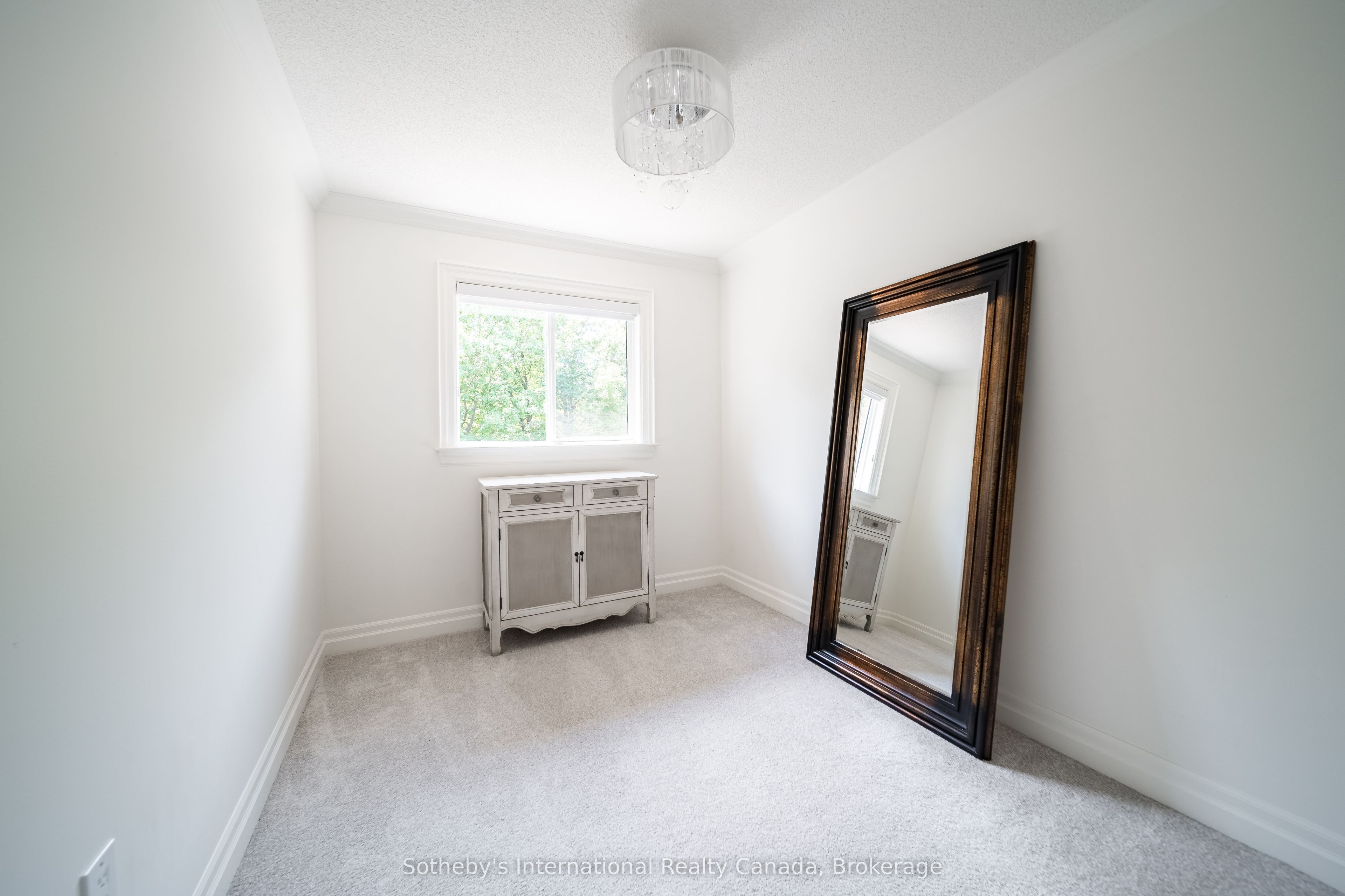 339 Ravineview Way Property Photo 26