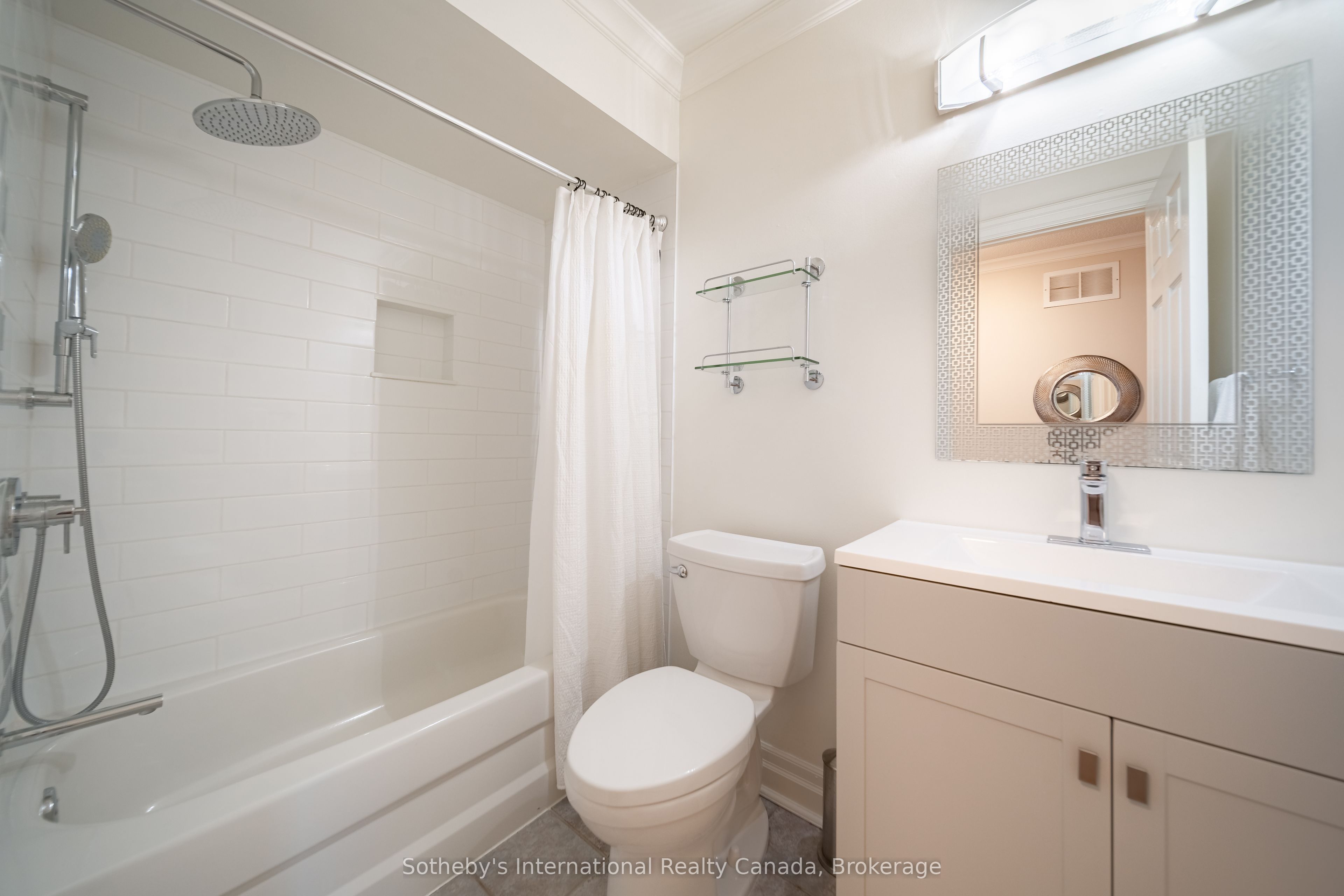 339 Ravineview Way Property Photo 27