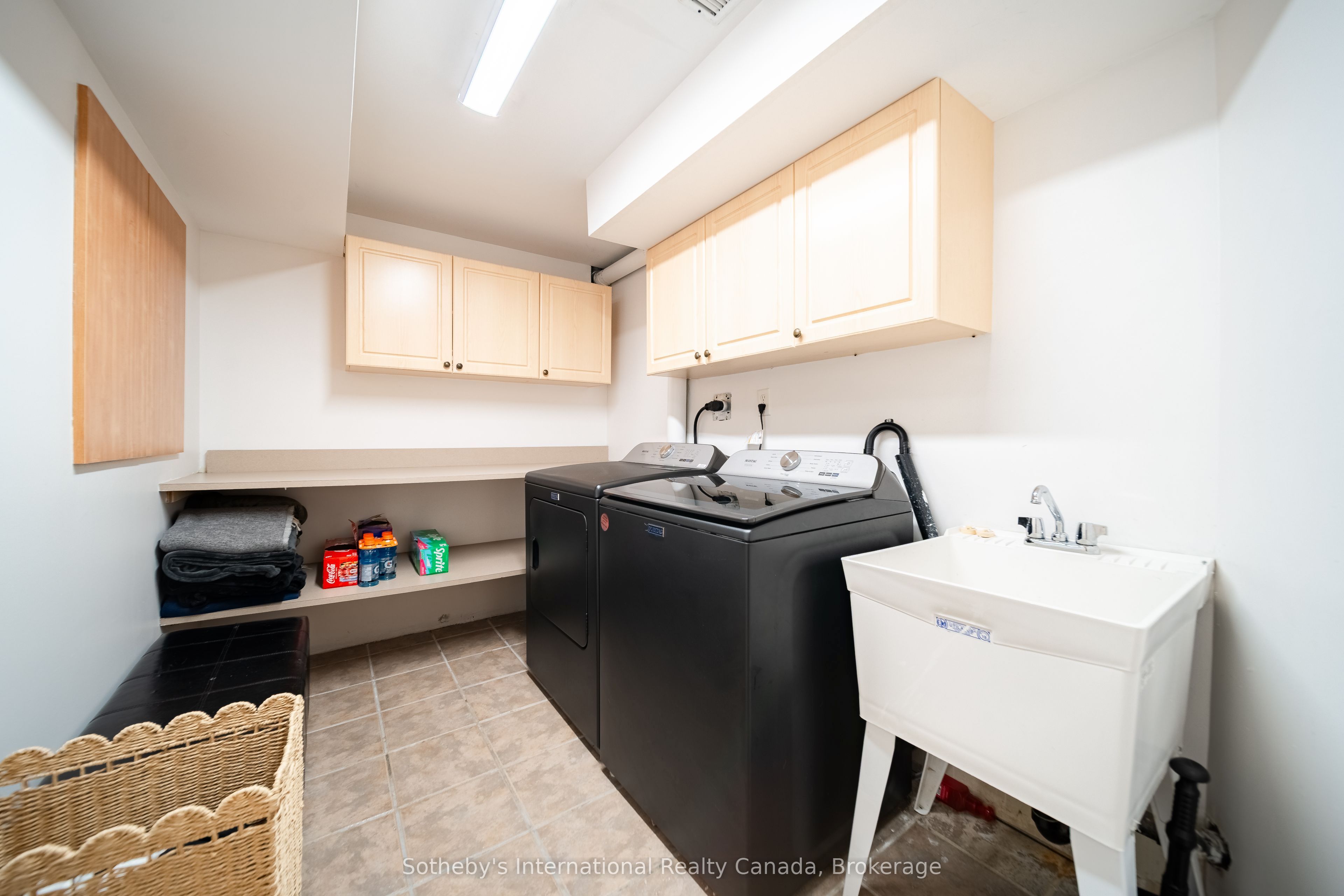 339 Ravineview Way Property Photo 32