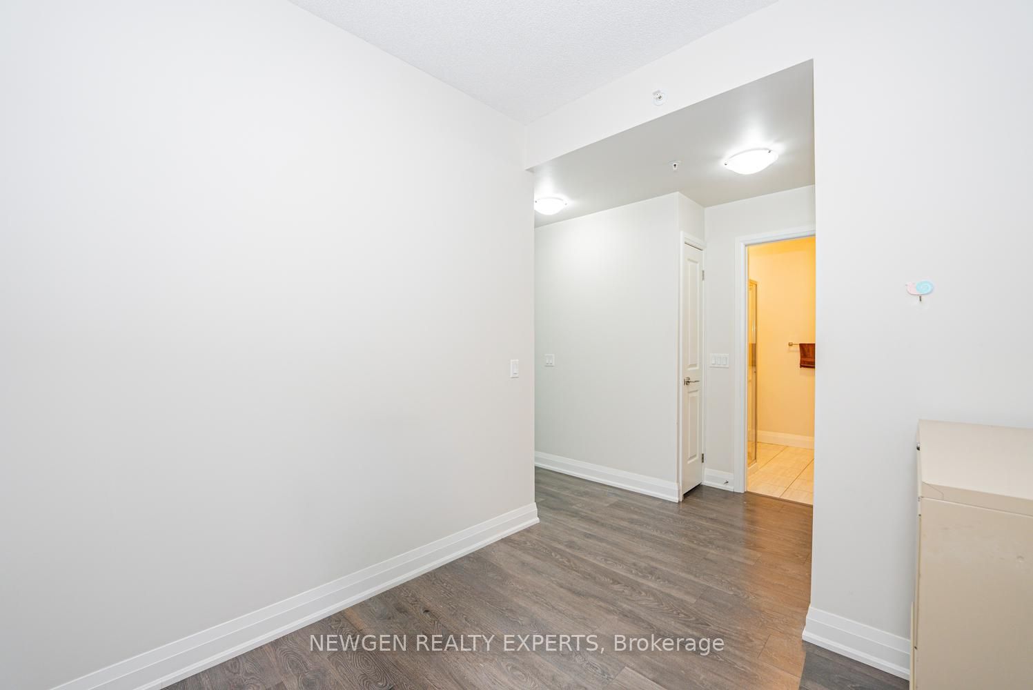 65 Yorkland Boulevard 808 Property Photo 10