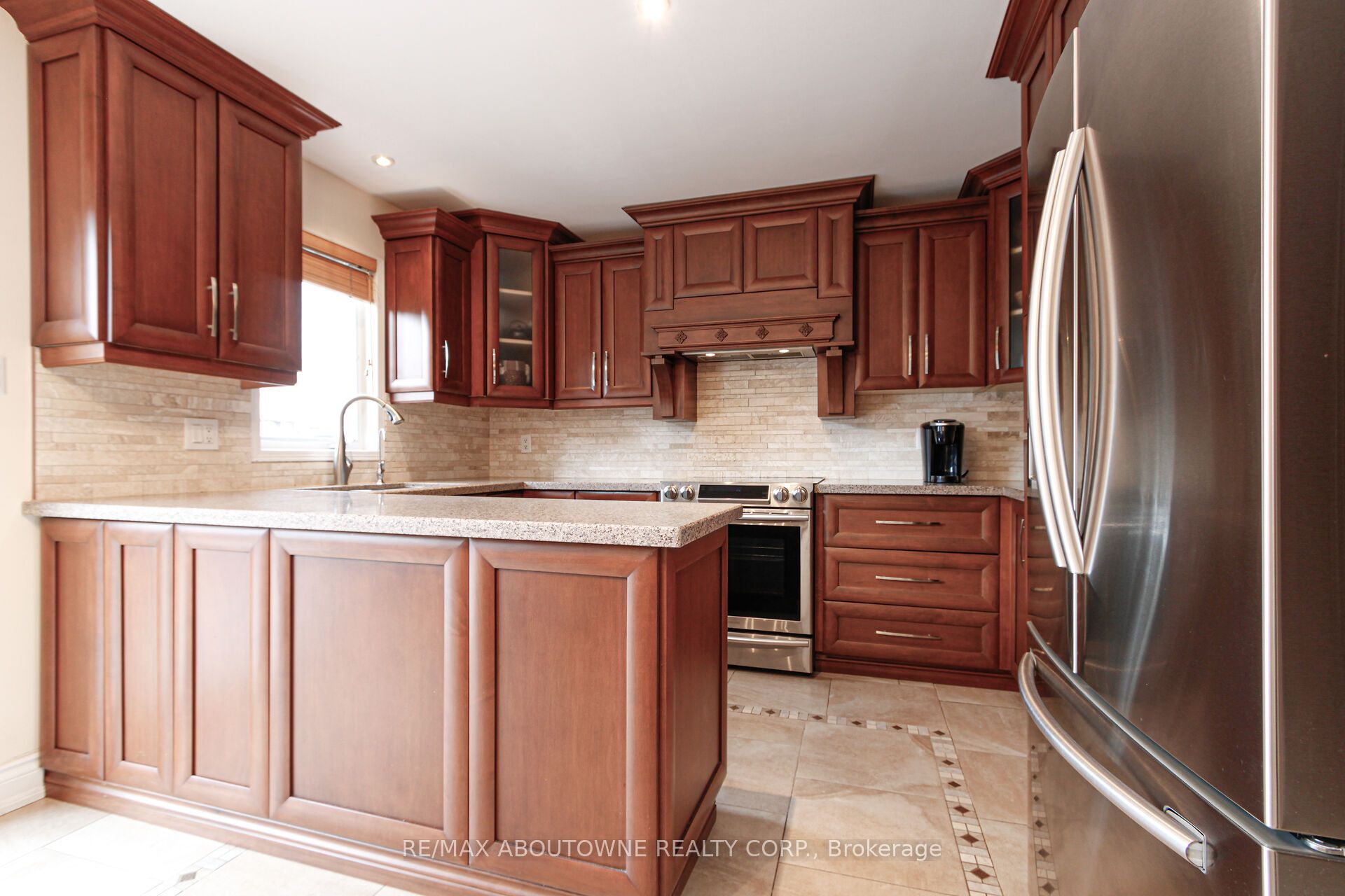 2216 Norfolk Drive Property Photo 15