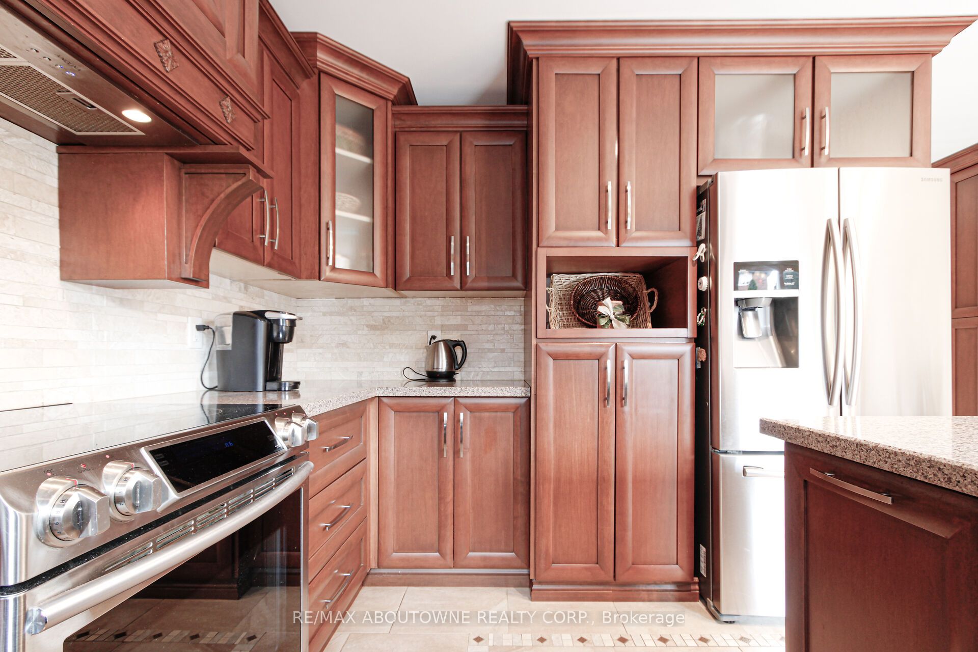 2216 Norfolk Drive Property Photo 16