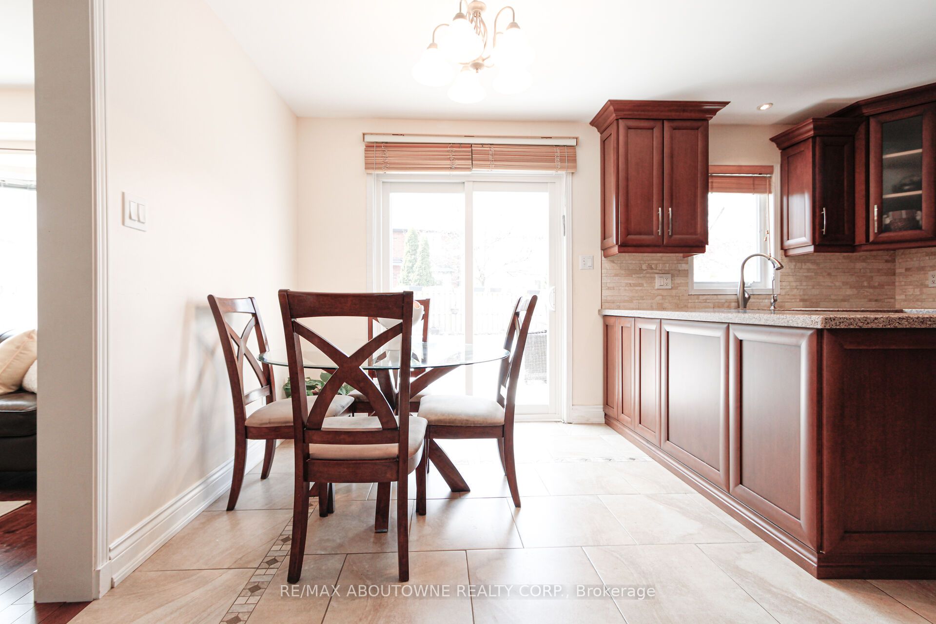 2216 Norfolk Drive Property Photo 19