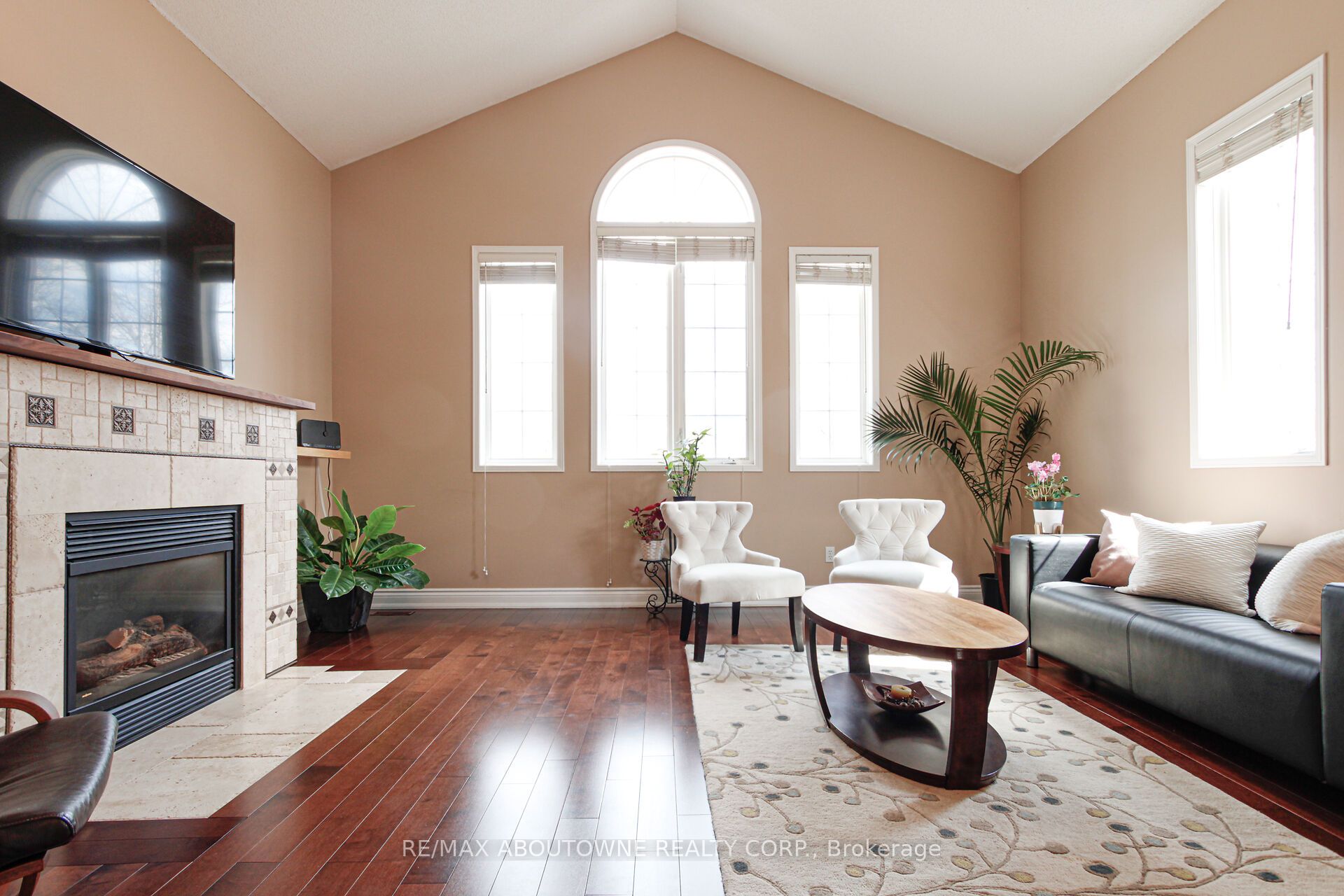 2216 Norfolk Drive Property Photo 28