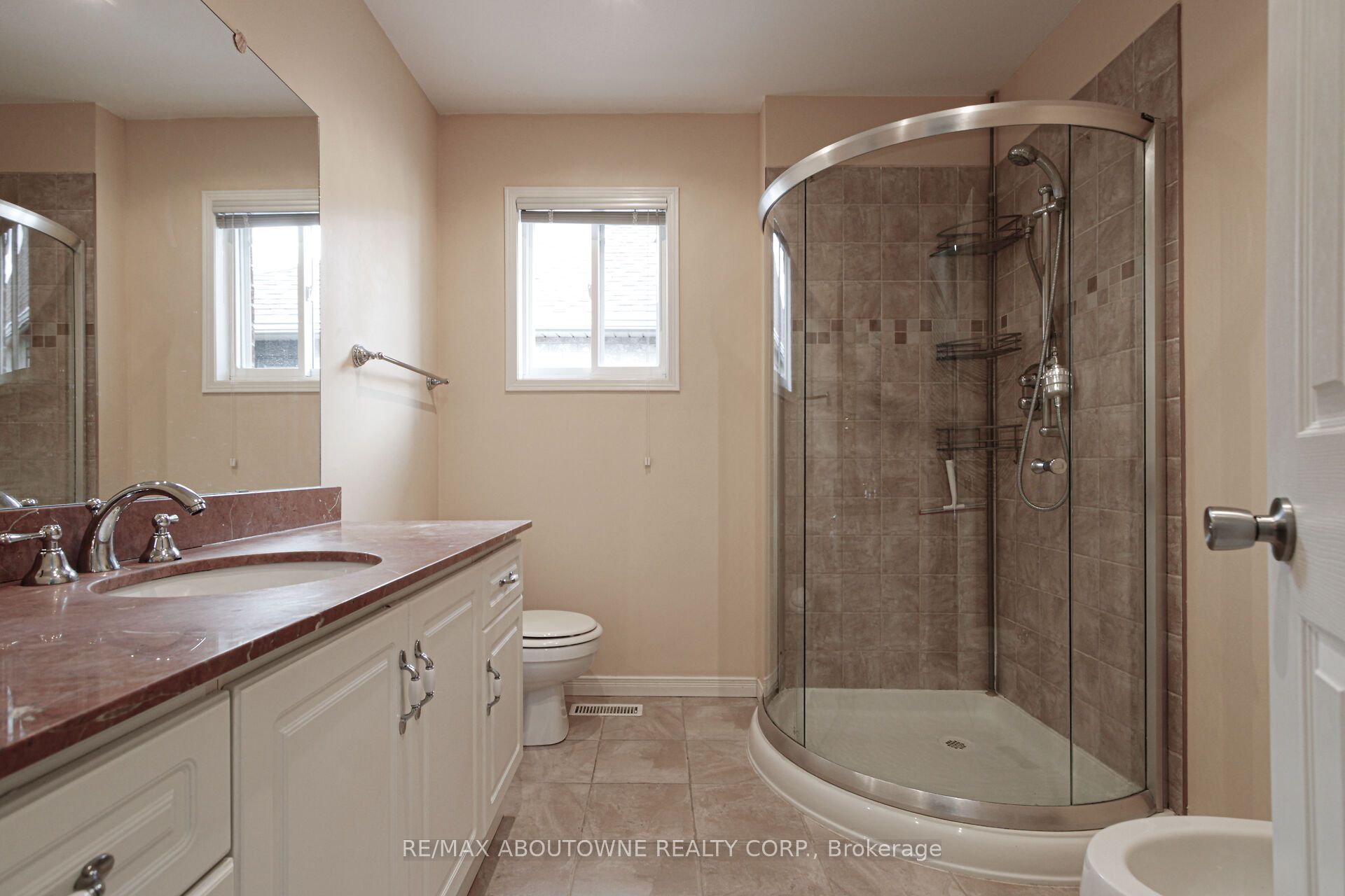 2216 Norfolk Drive Property Photo 33