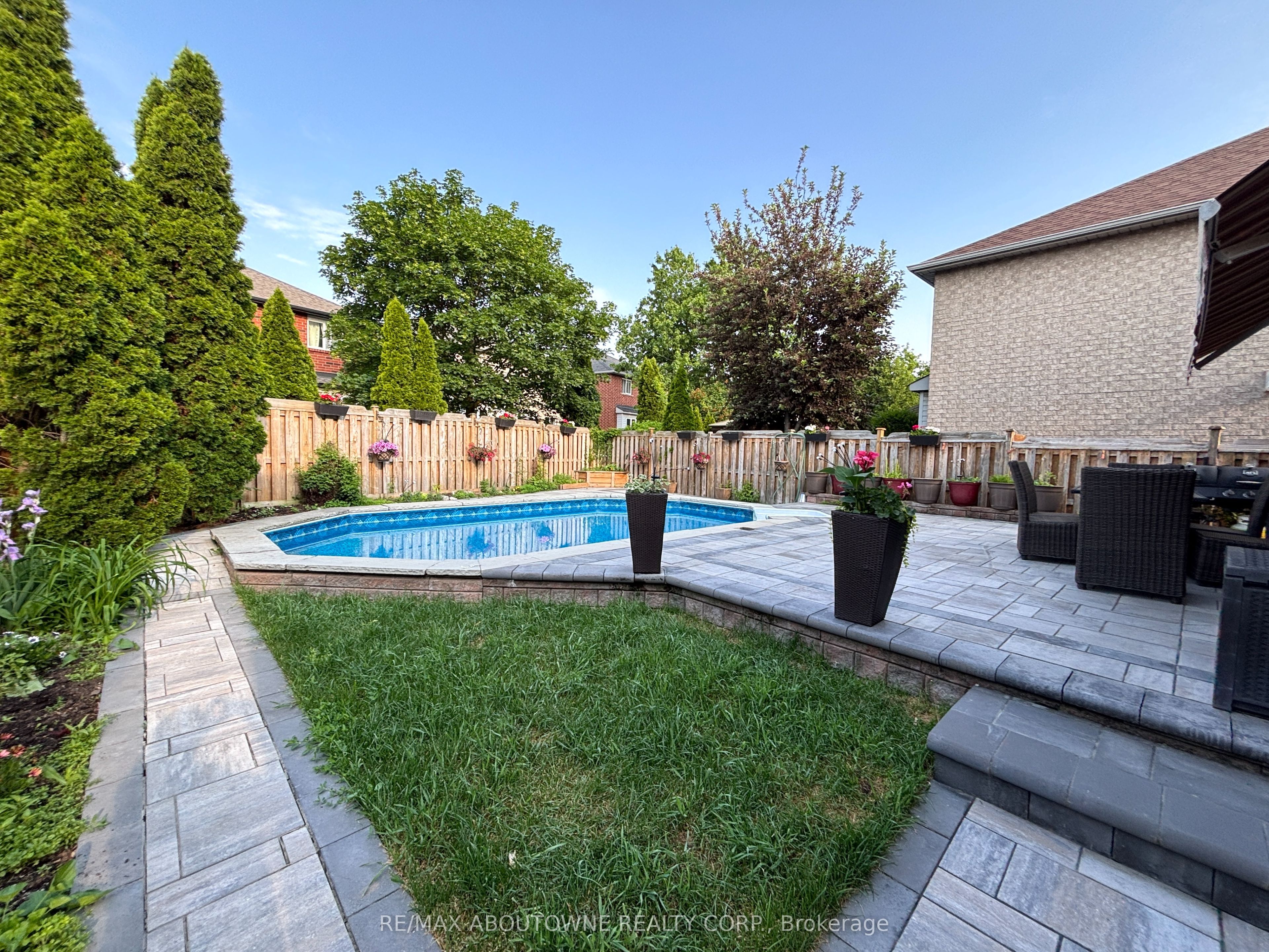 2216 Norfolk Drive Property Photo 43