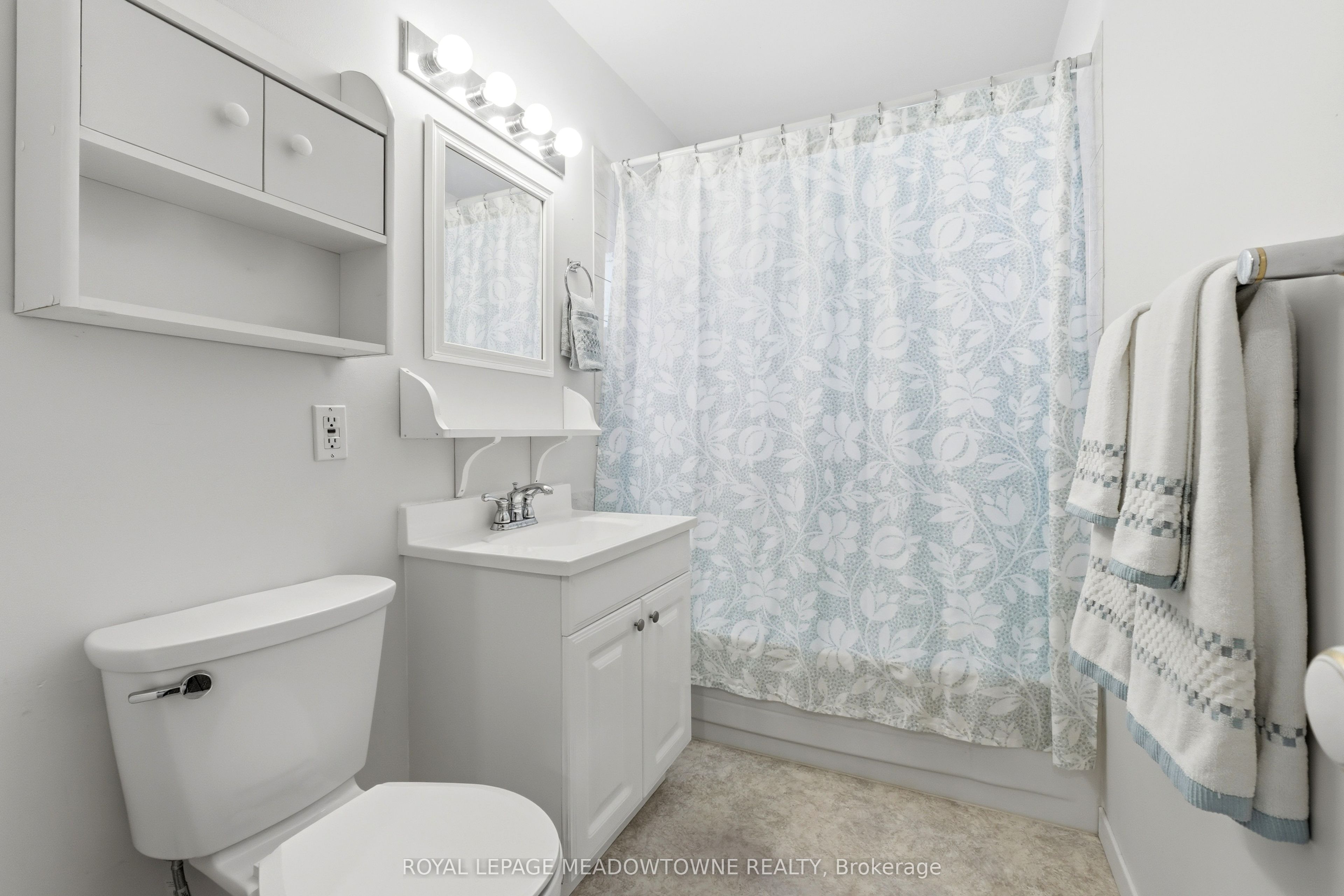177 Delrex Boulevard Property Photo 12