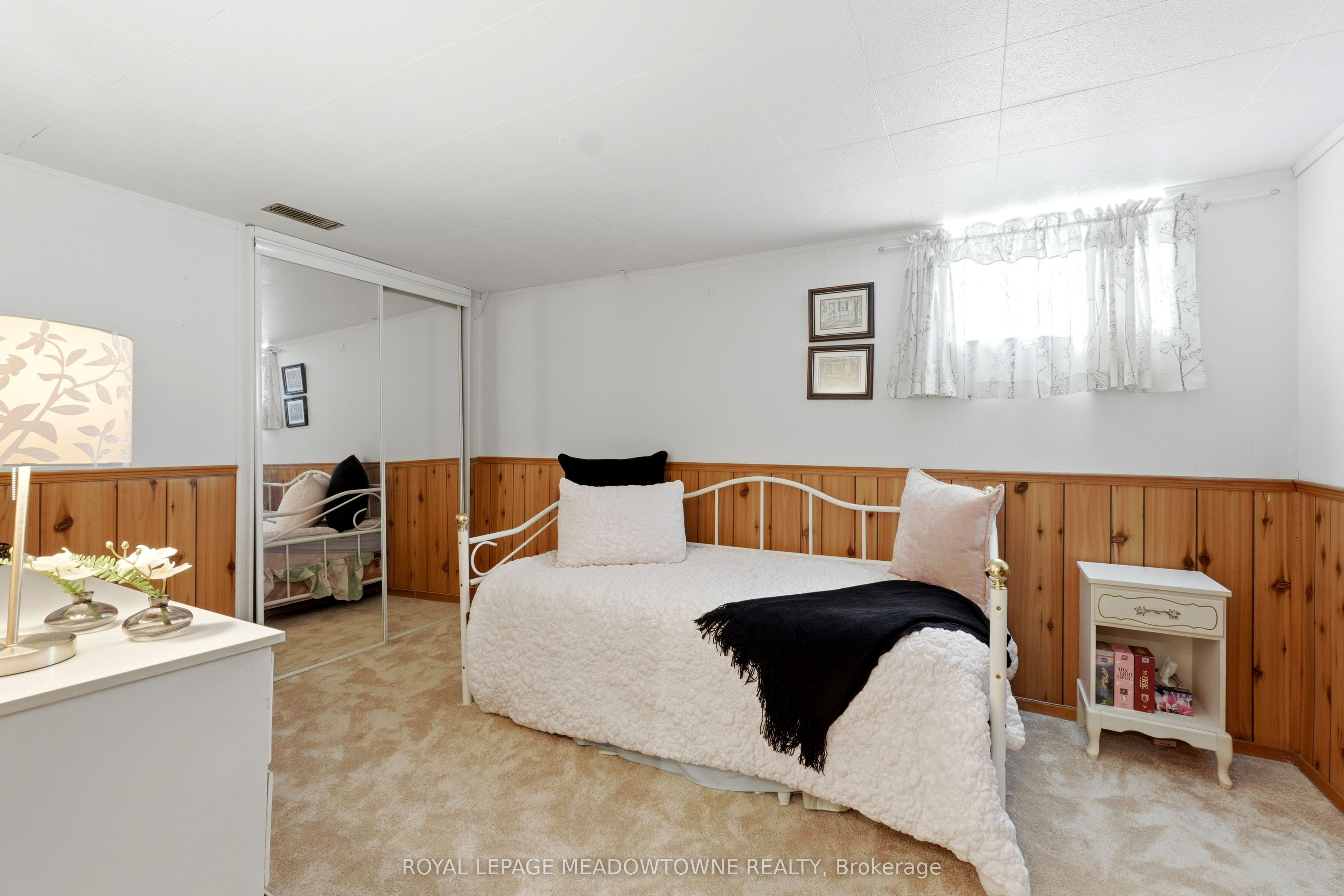 177 Delrex Boulevard Property Photo 18