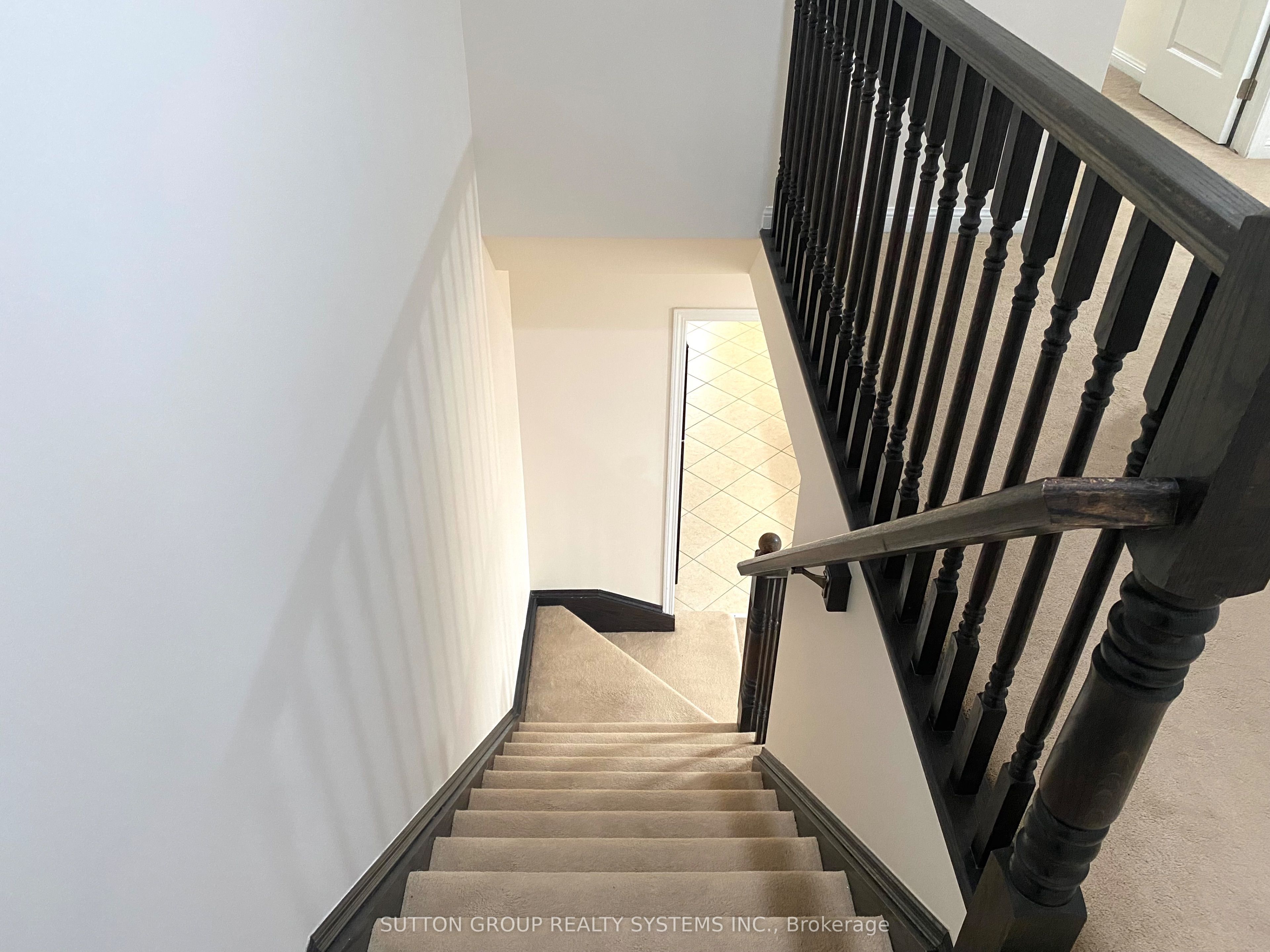 39 Suitor Court Property Photo 12
