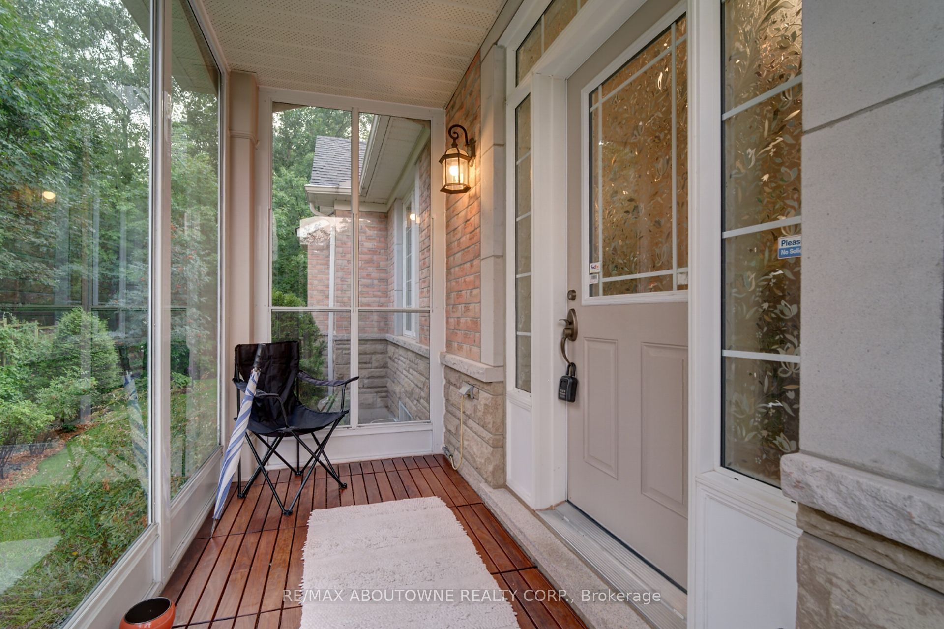 2196 Emily Circle Property Photo 6