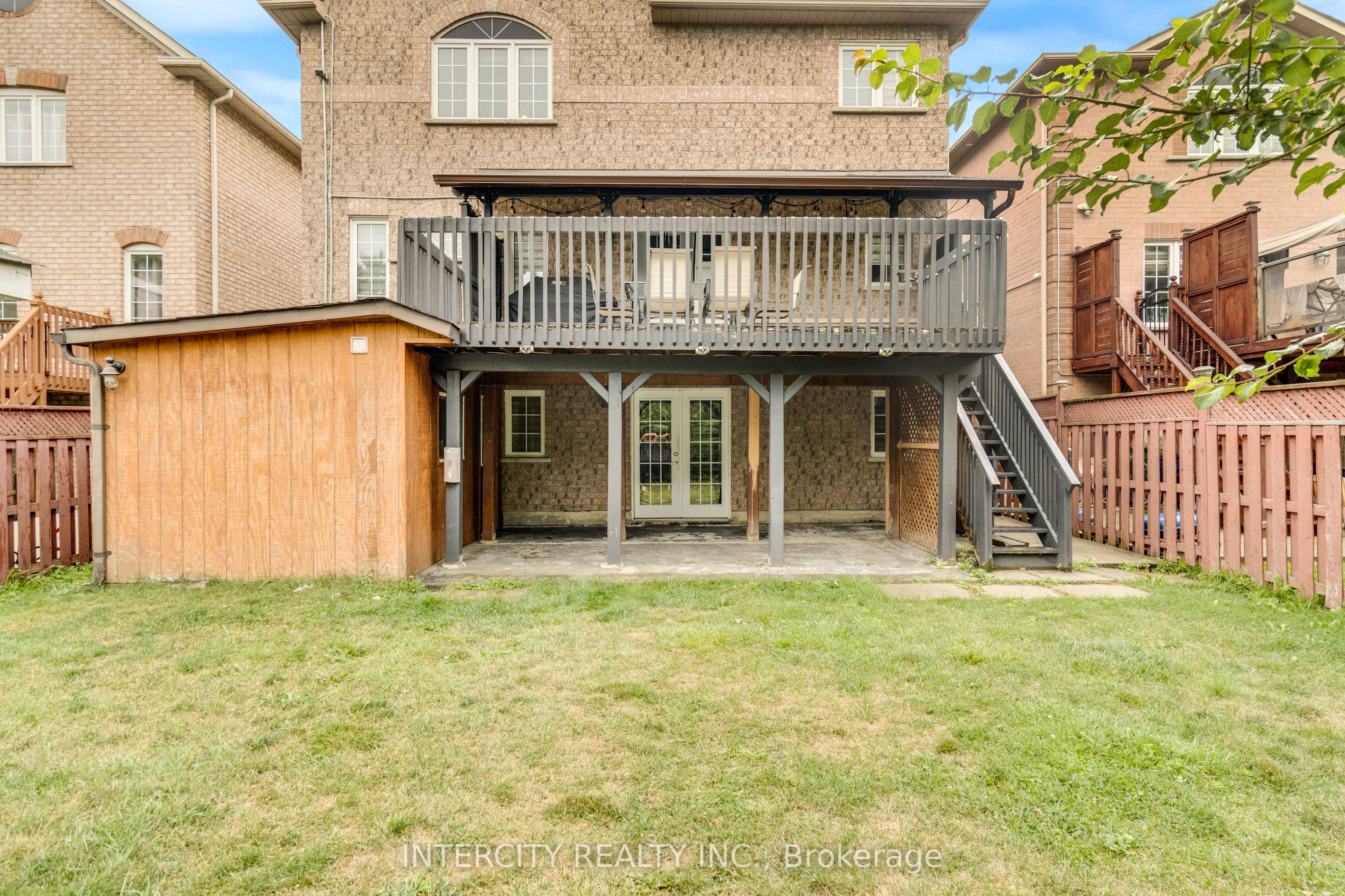 48 Avalanche Crescent Property Photo 47