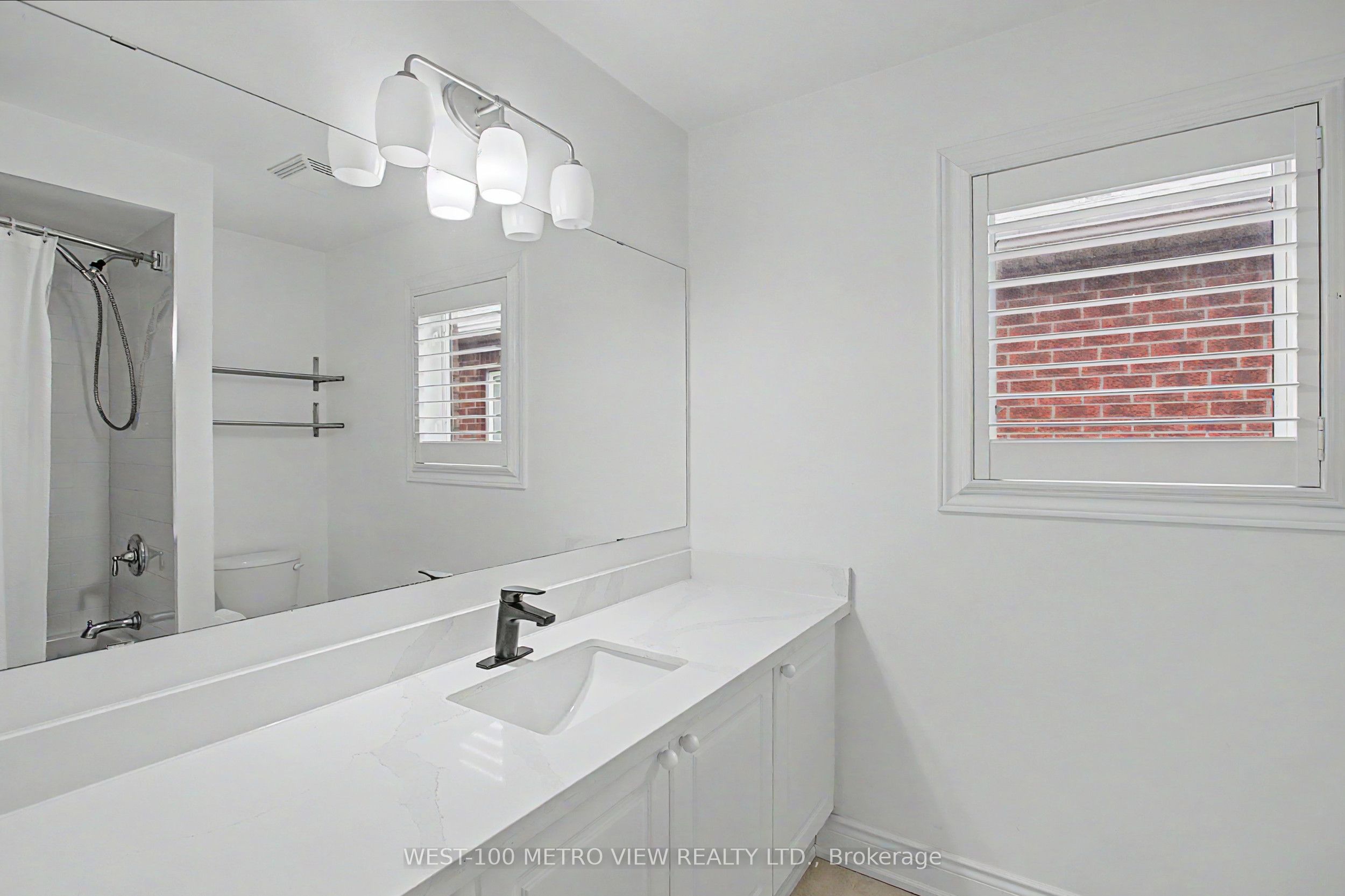57 Forsyth Crescent Property Photo 24