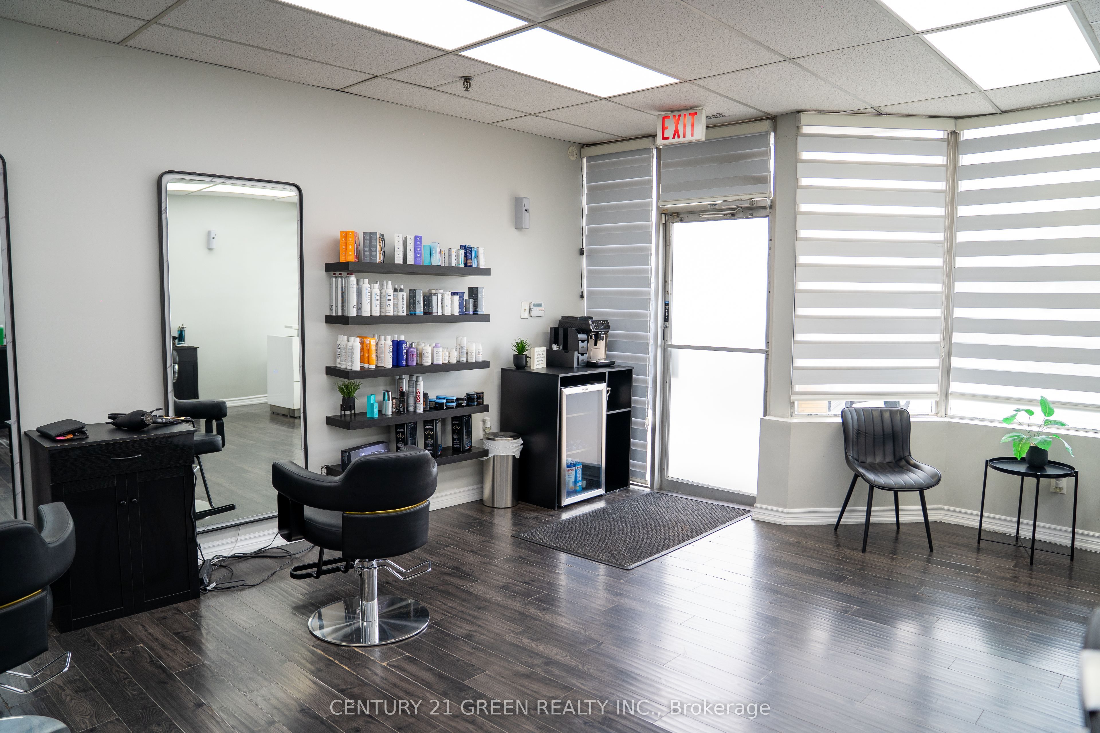2565 Steeles Avenue E 8 Property Photo 15