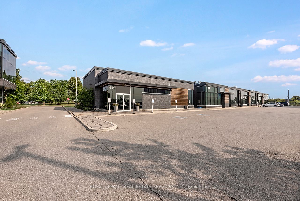 430 Iroquois Shore Road 1b Property Photo 4