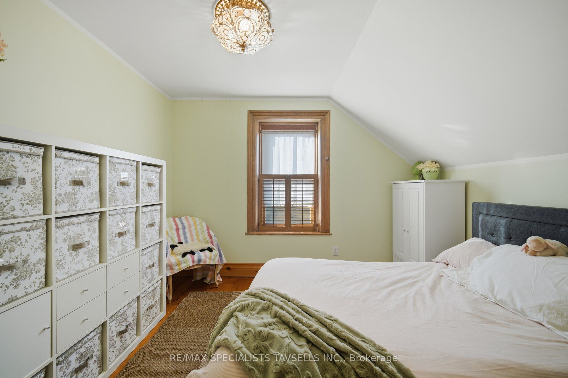 82 Cobblestone Court Property Photo 27