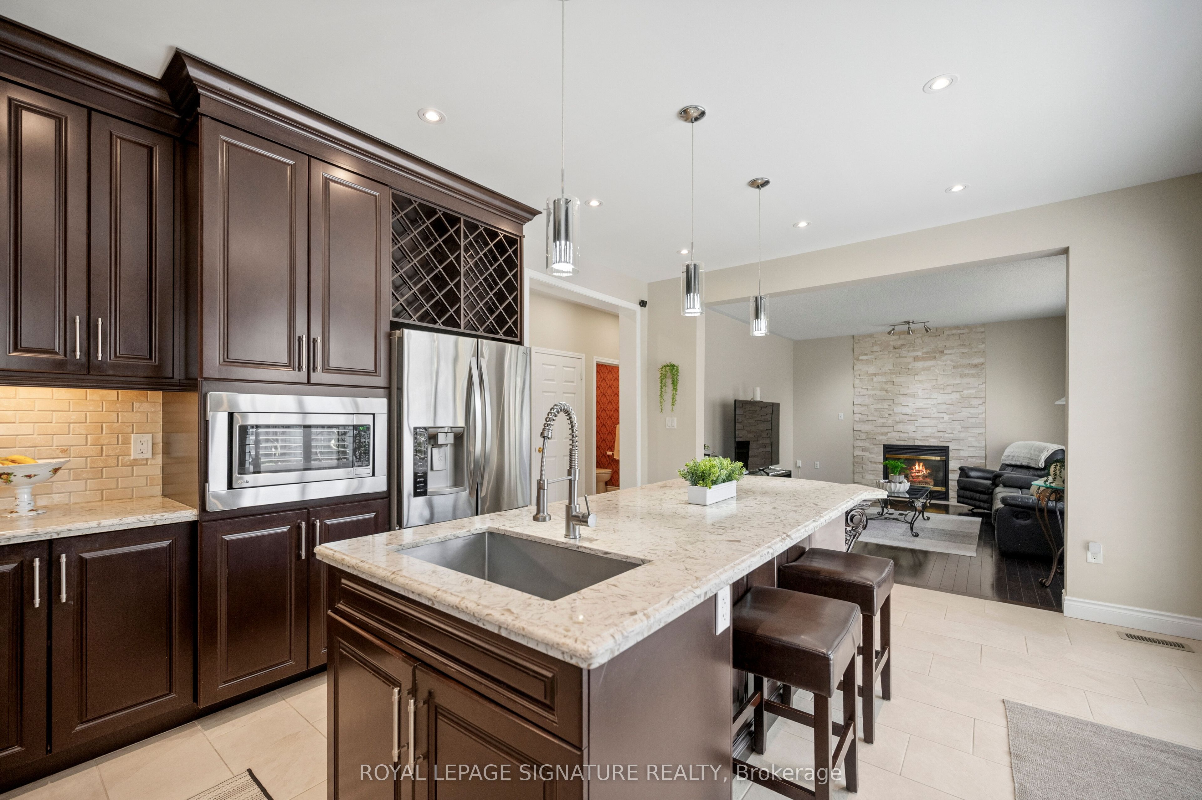 7134 Hallsands Drive Property Photo 18