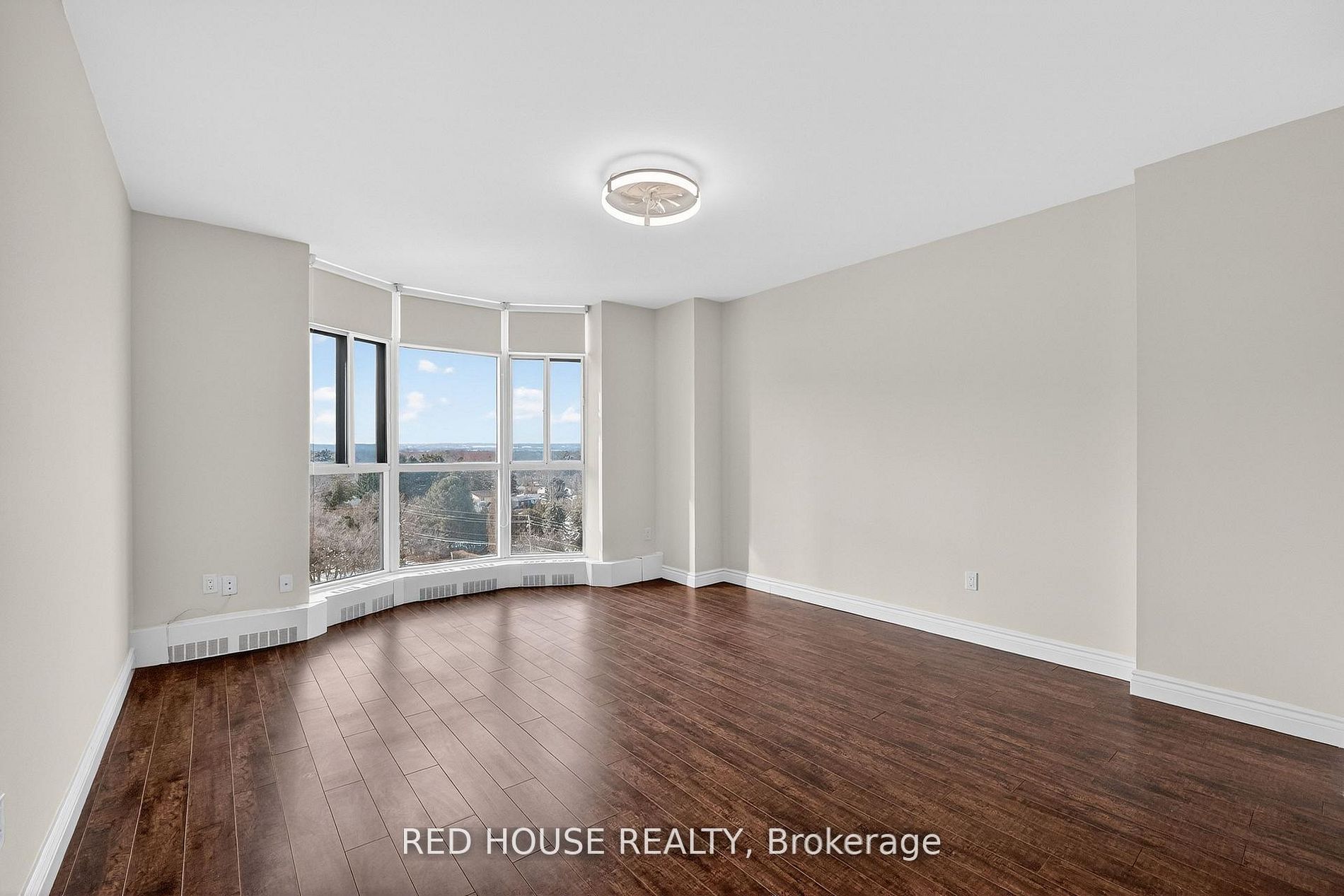 5250 Lakeshore Road 809 Property Photo 20
