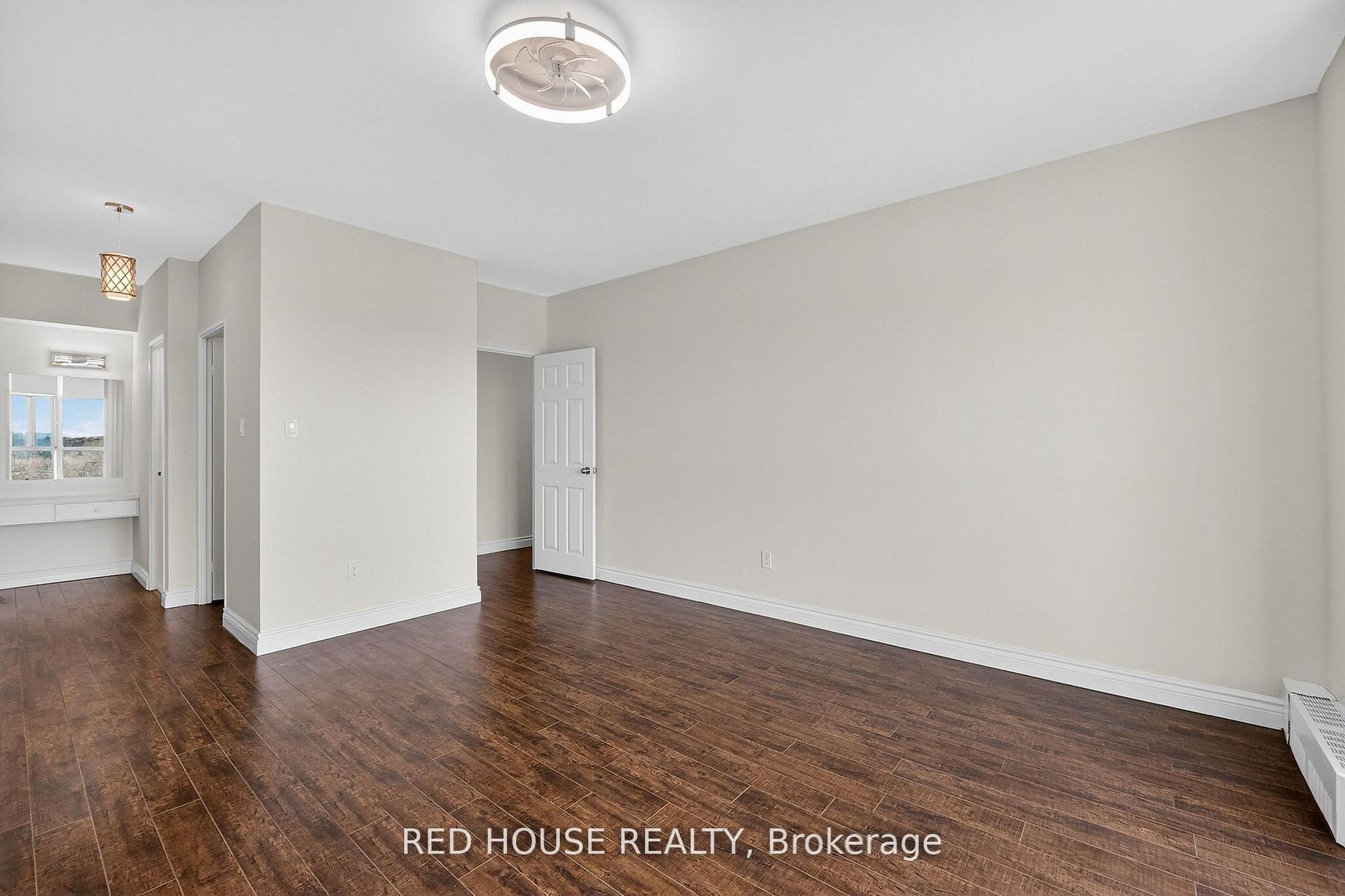 5250 Lakeshore Road 809 Property Photo 24