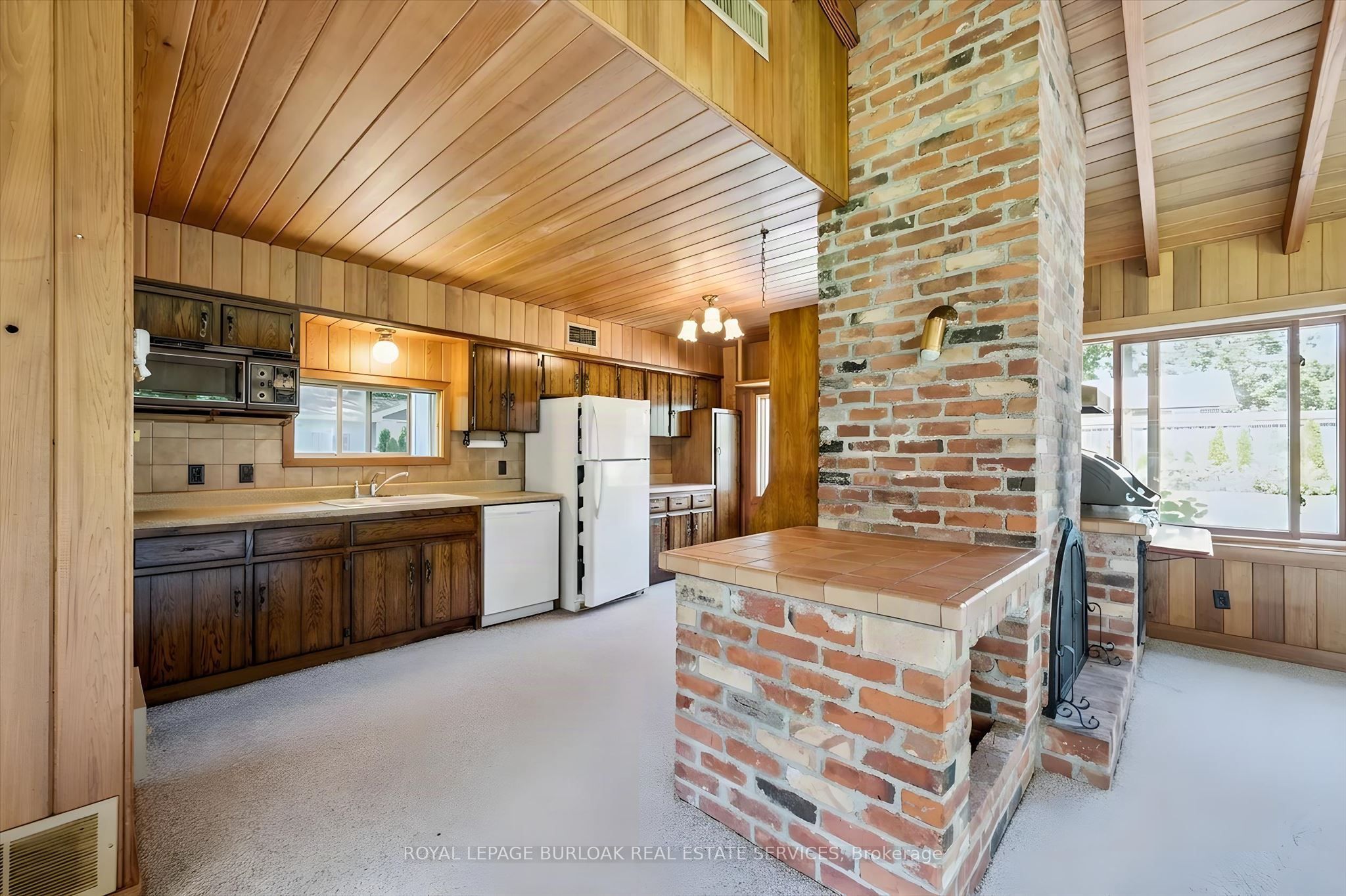 138 Appleby Place Property Photo 46