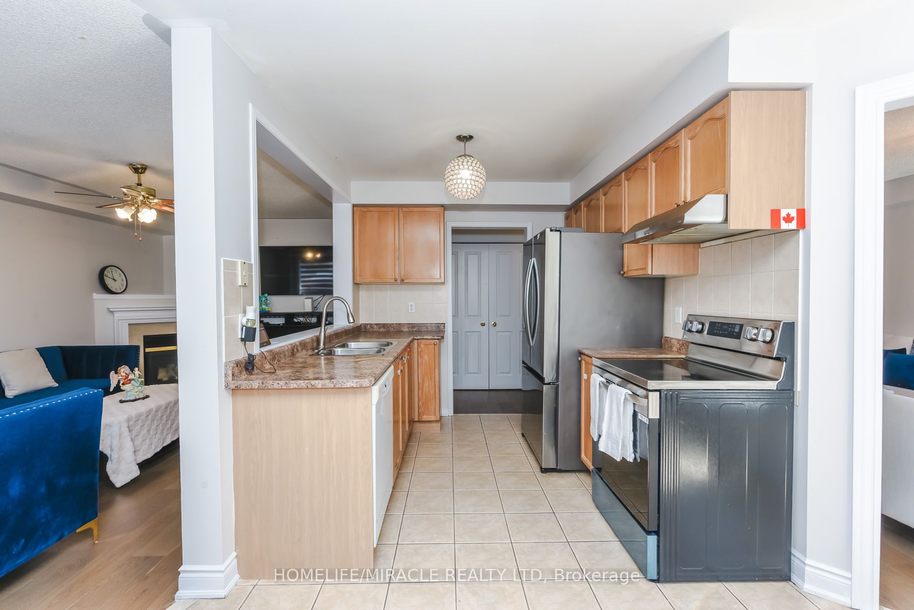 114 Edenbrook Hill Drive Property Photo 11
