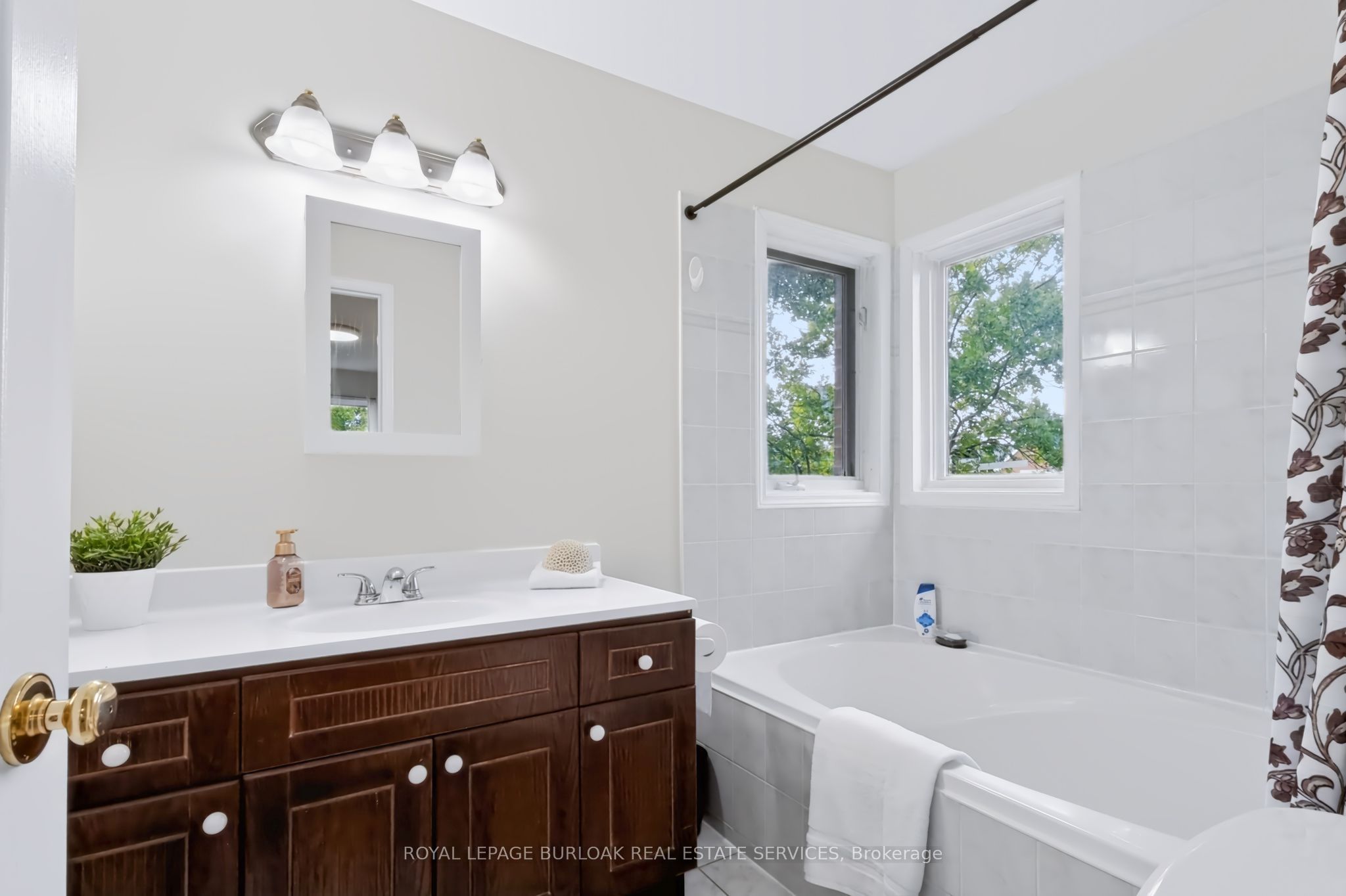4130 Foxwood Drive Property Photo 15