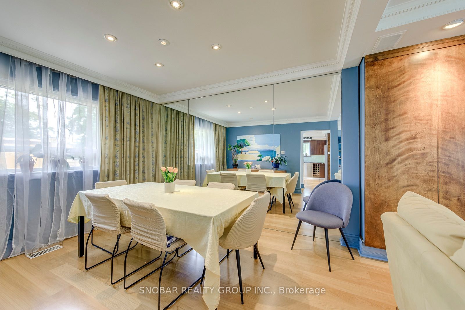 84 Allenby Avenue Property Photo 9