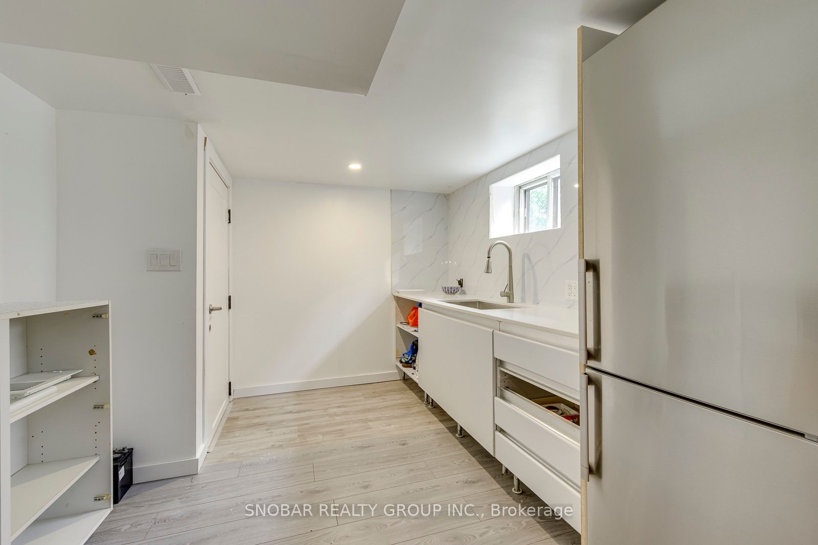 84 Allenby Avenue Property Photo 17