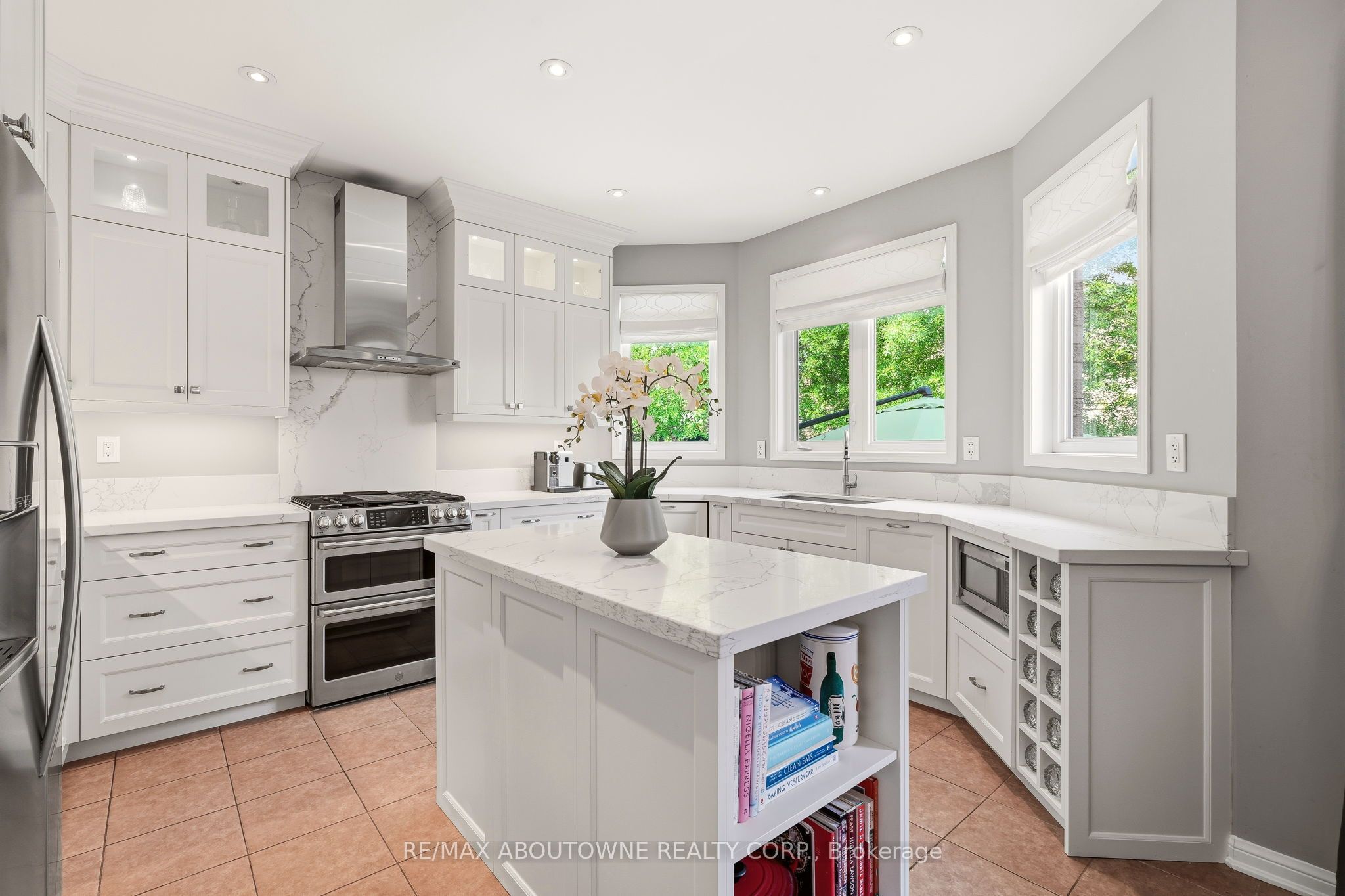 536 Cusick Circle Property Photo 16