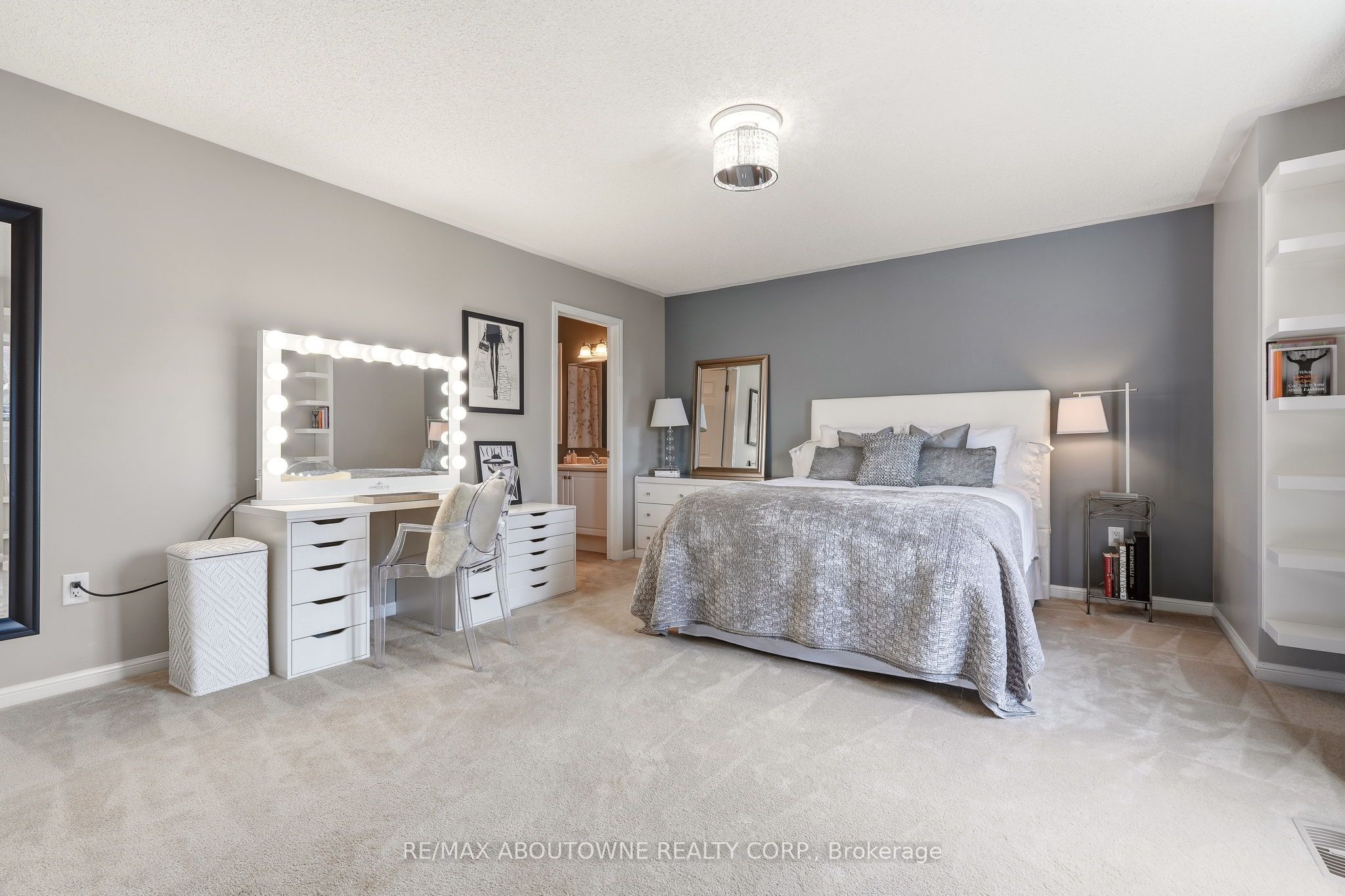 536 Cusick Circle Property Photo 22