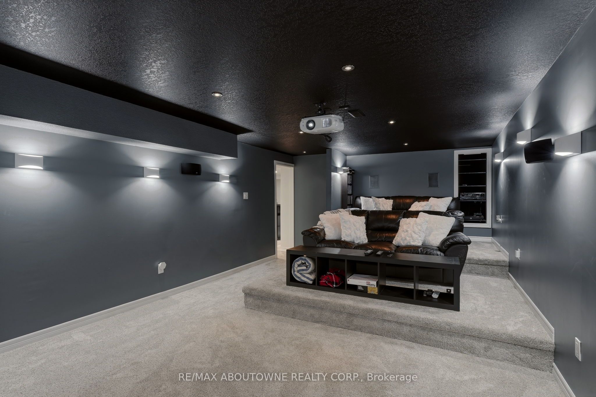 536 Cusick Circle Property Photo 38