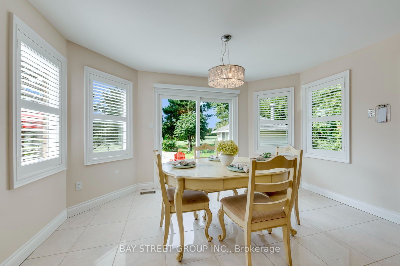 4177 Millcroft Park Drive Property Photo 17