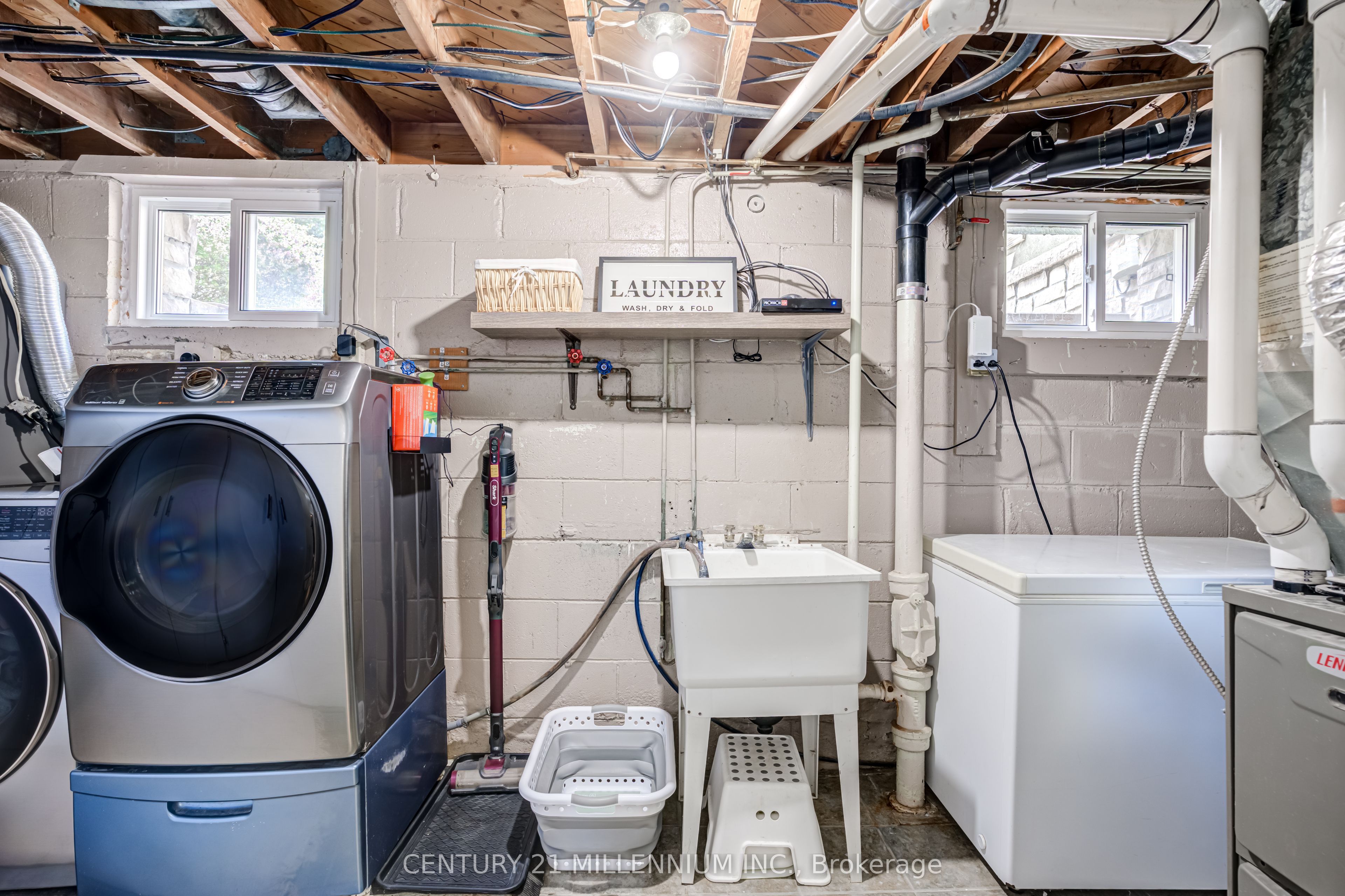 26 Alston Court Property Photo 25